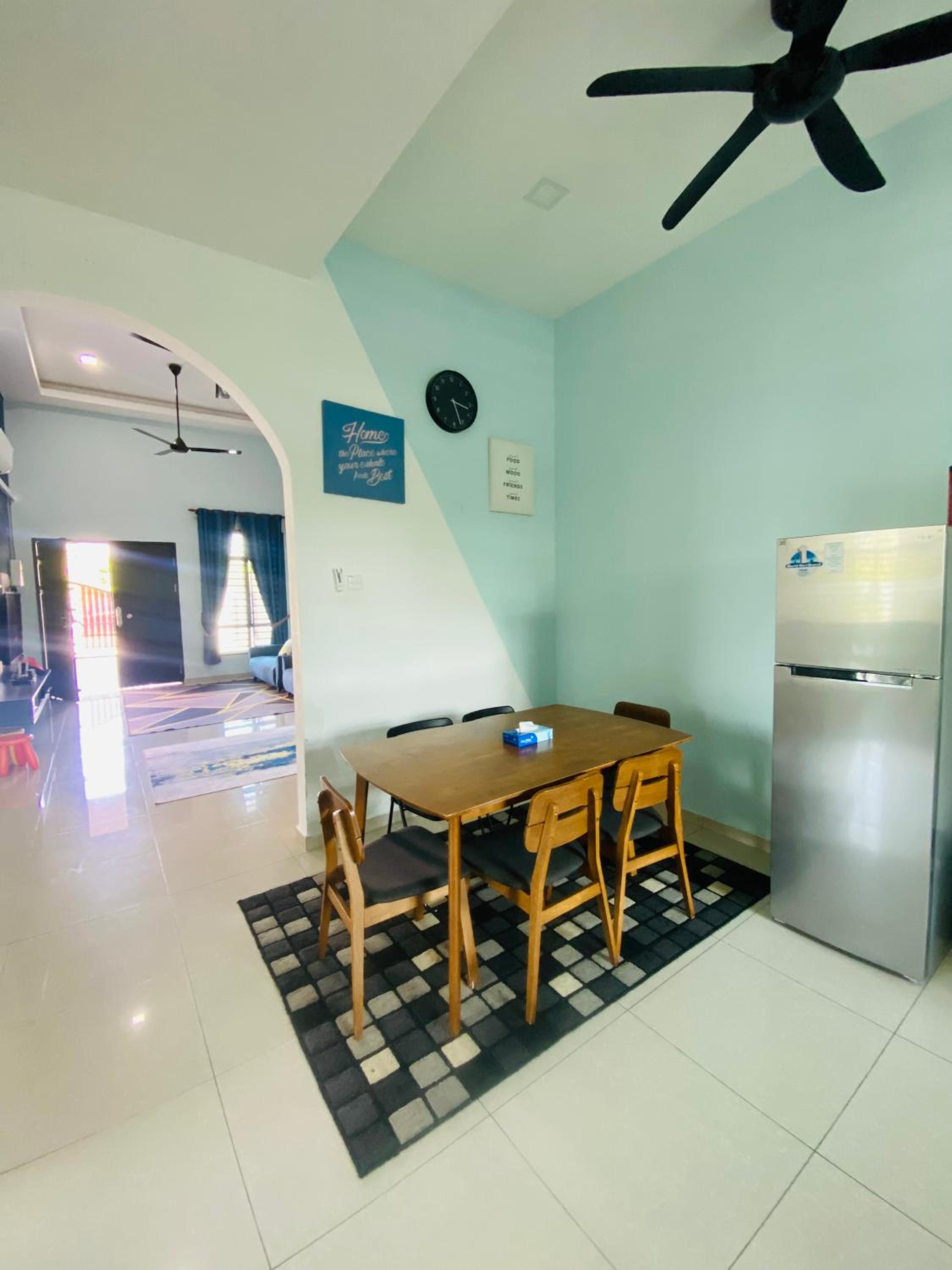 NS Vacation Home Muar with Kids Friendly Pool