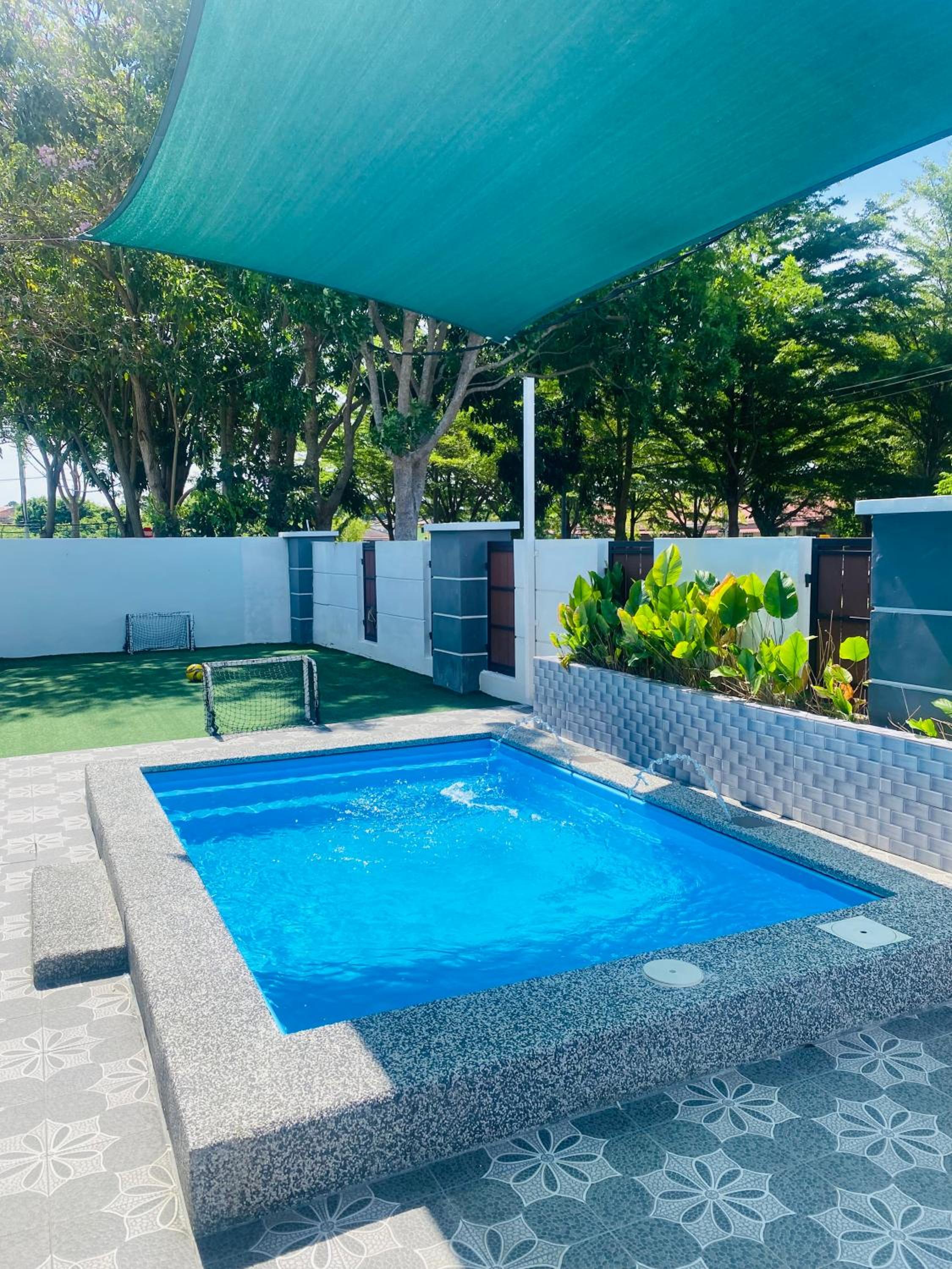 NS Vacation Home Muar with Kids Friendly Pool