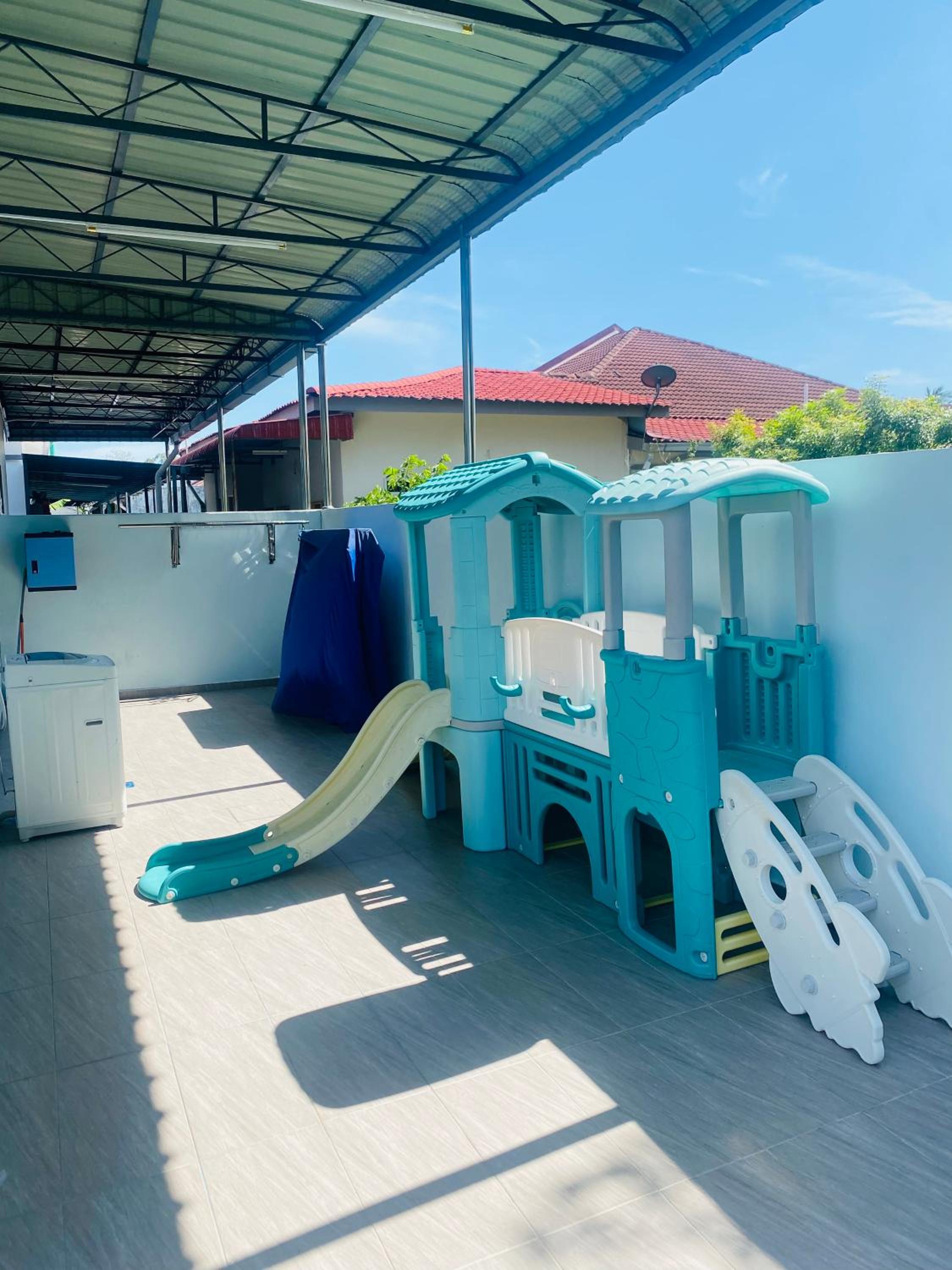 NS Vacation Home Muar with Kids Friendly Pool