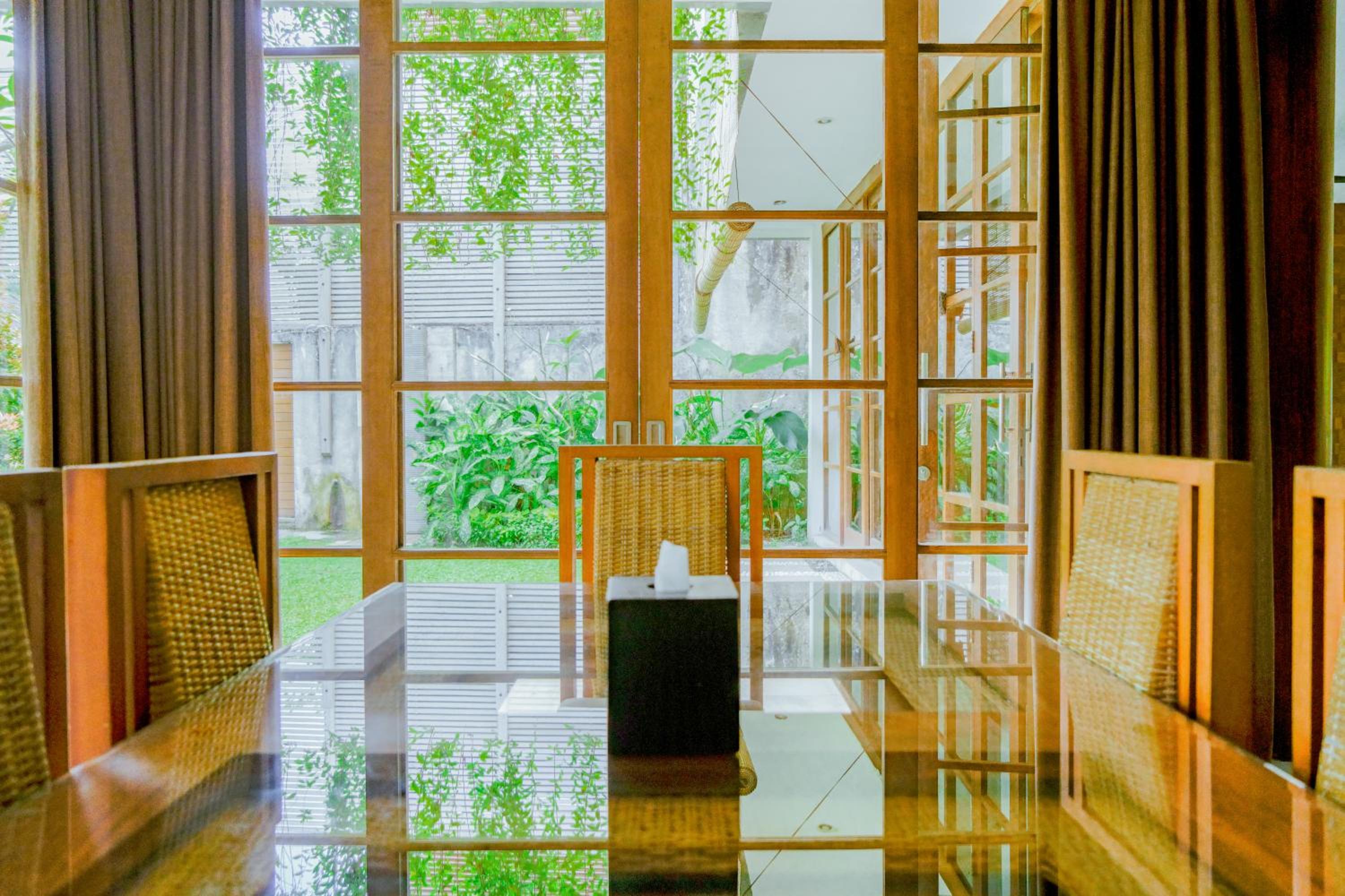 meeting & event spaces