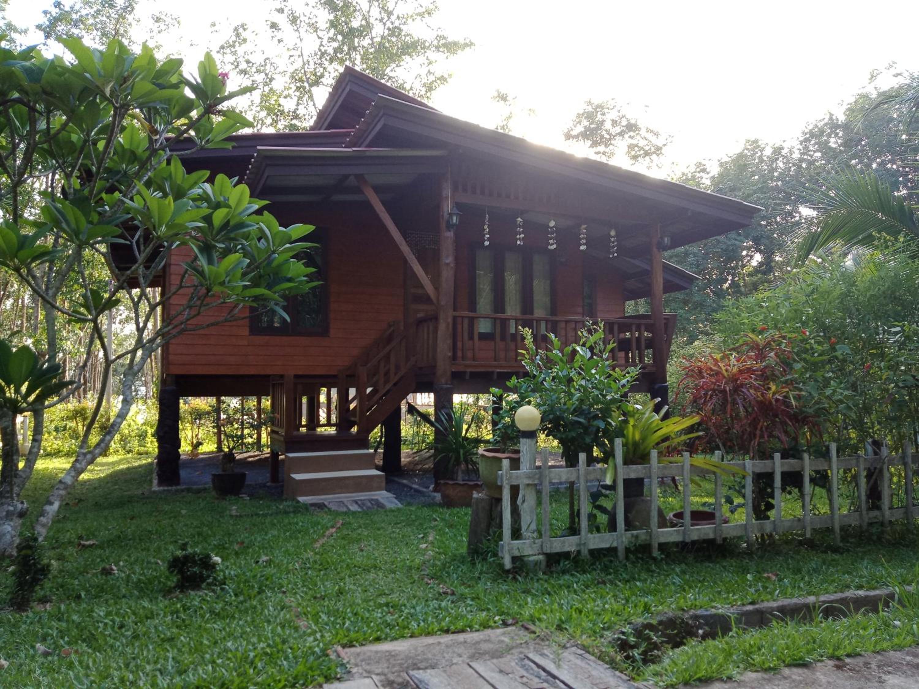 Najjamee Bungalows
