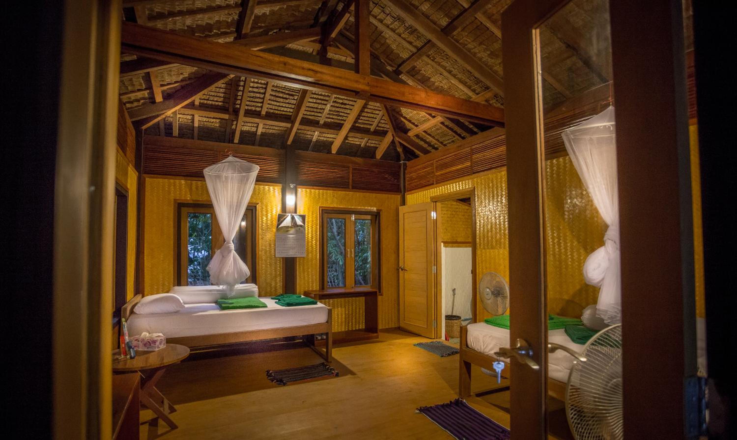 Boulder Bay Eco Resort - Nga Khin Nyo Gyee Island