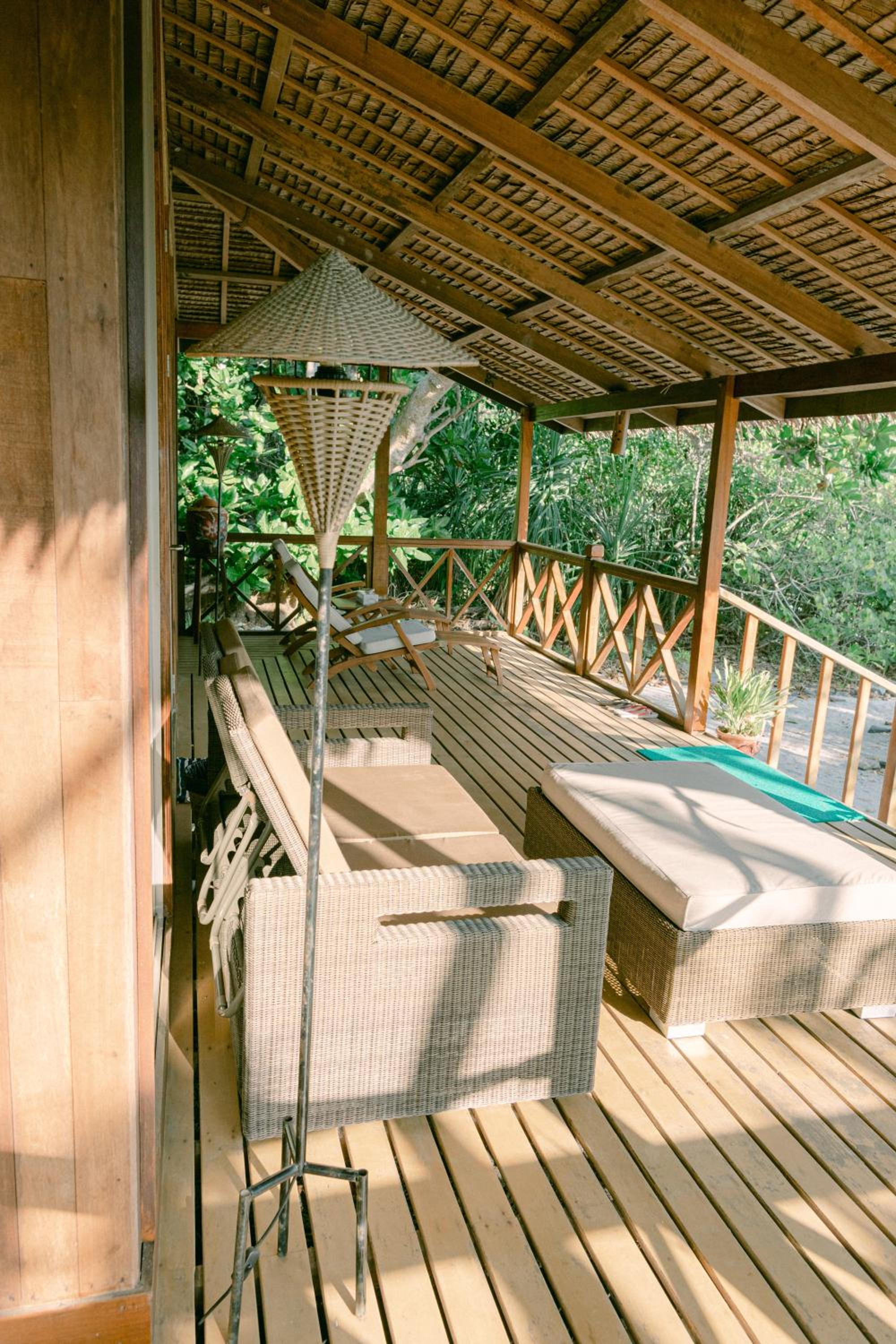 Boulder Bay Eco Resort - Nga Khin Nyo Gyee Island
