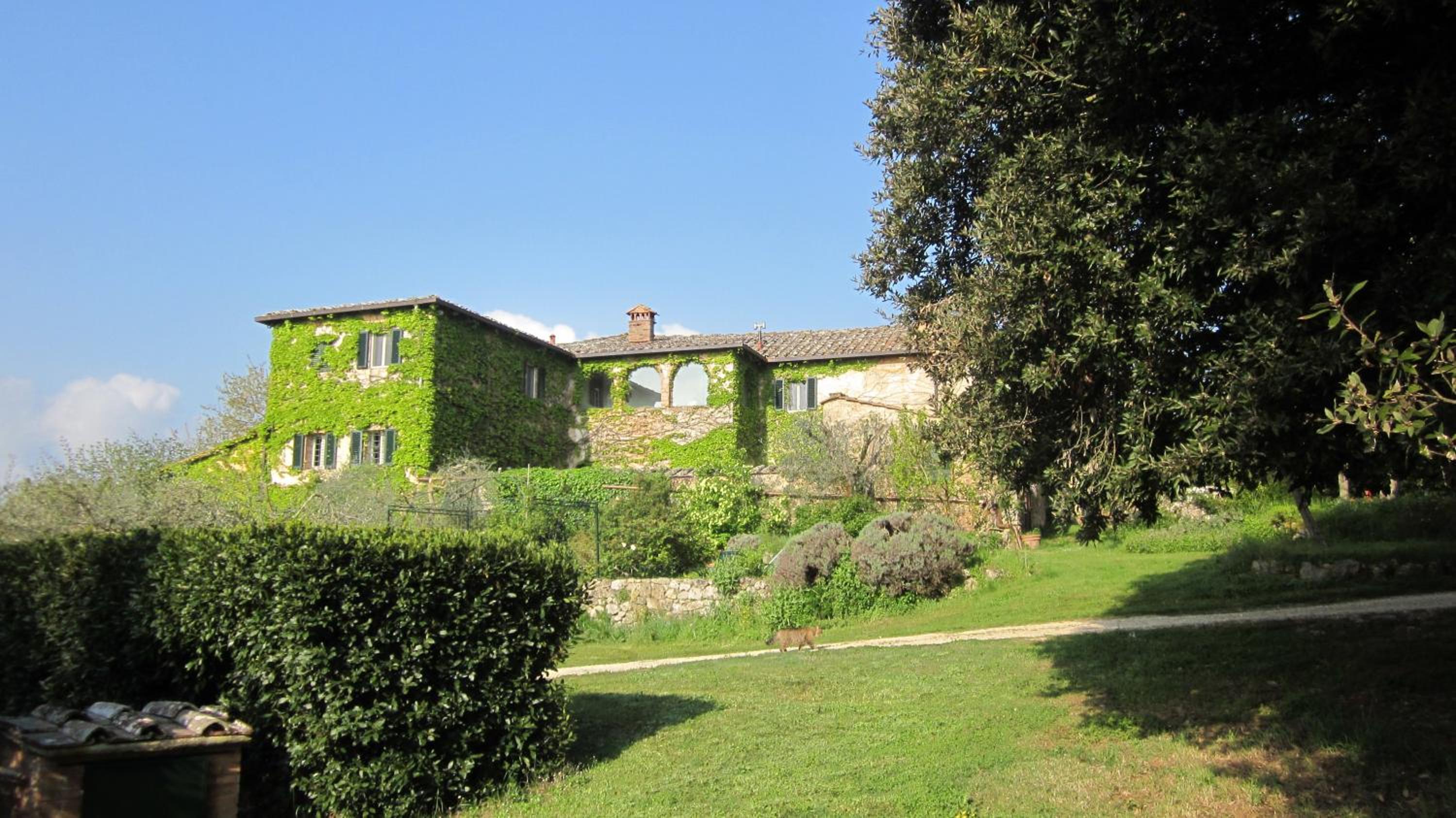 La Locaia view 3