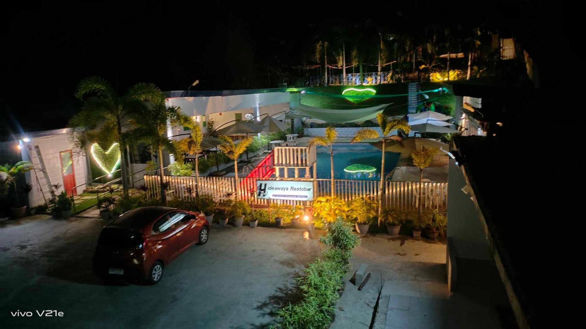 Hideaways Restobar and Resort