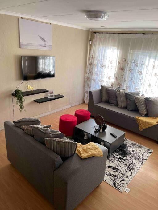 Home in Suideoord, Jhb south
