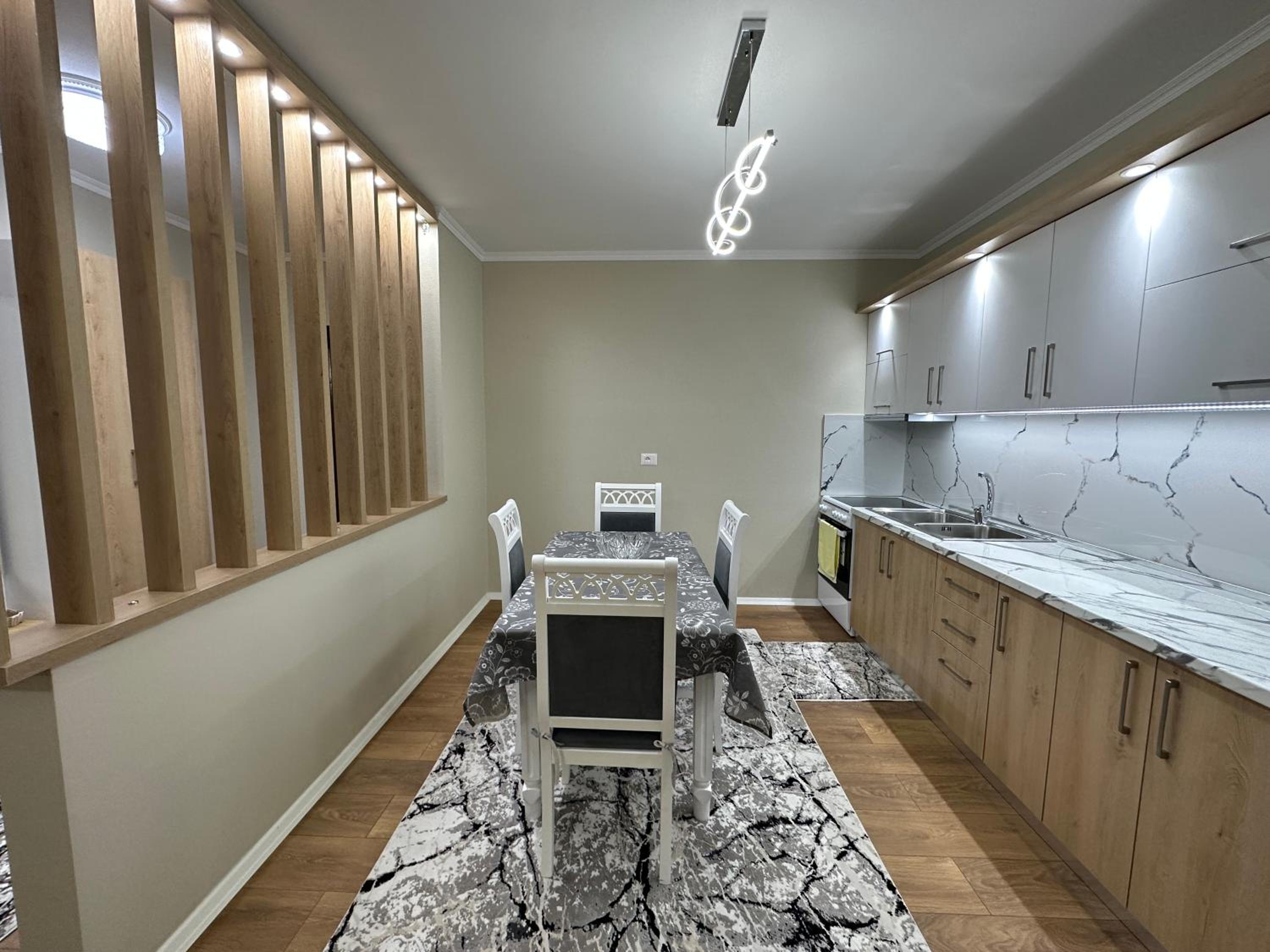 Ledio’s Luxury Apartment