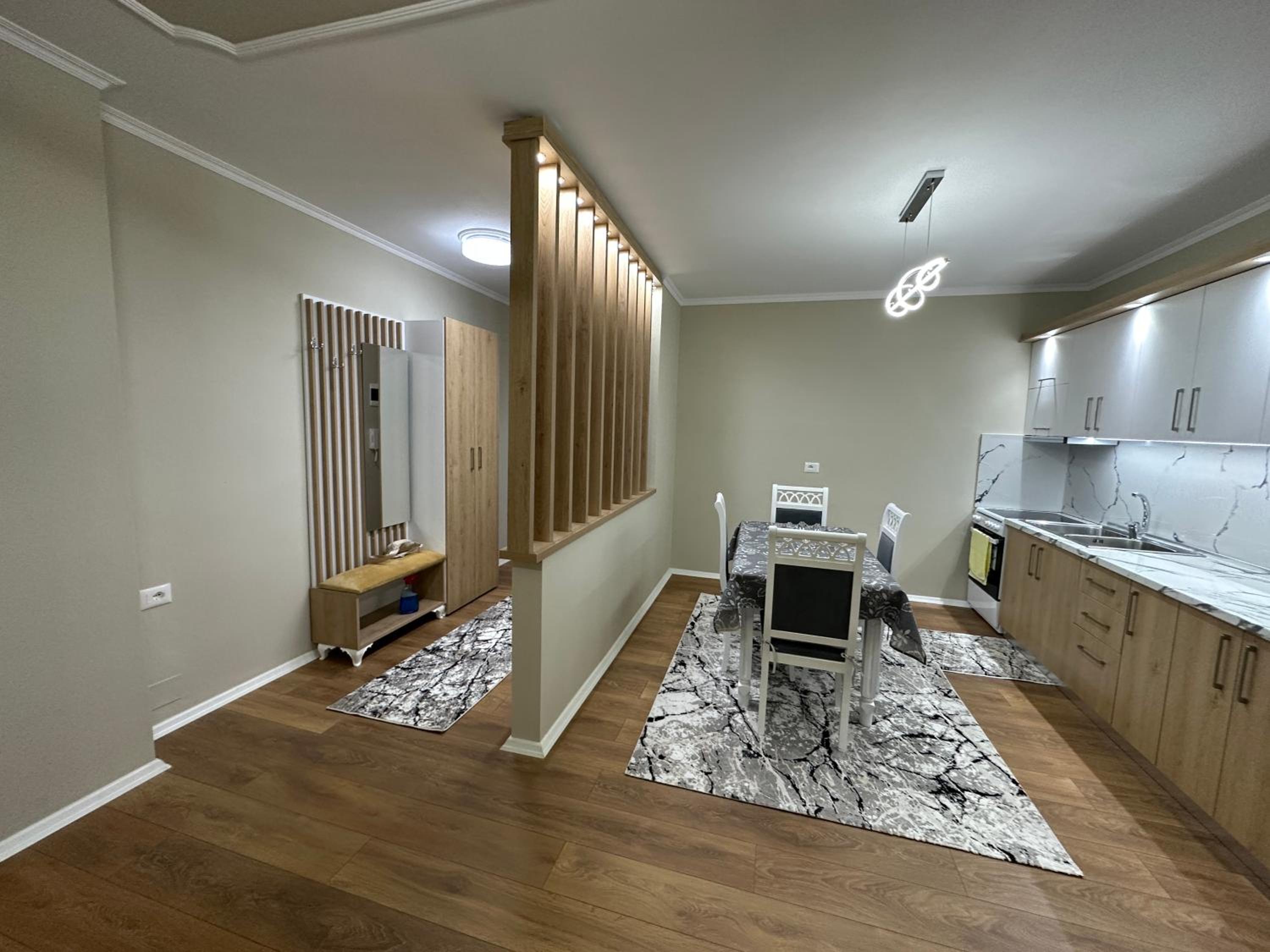 Ledio’s Luxury Apartment