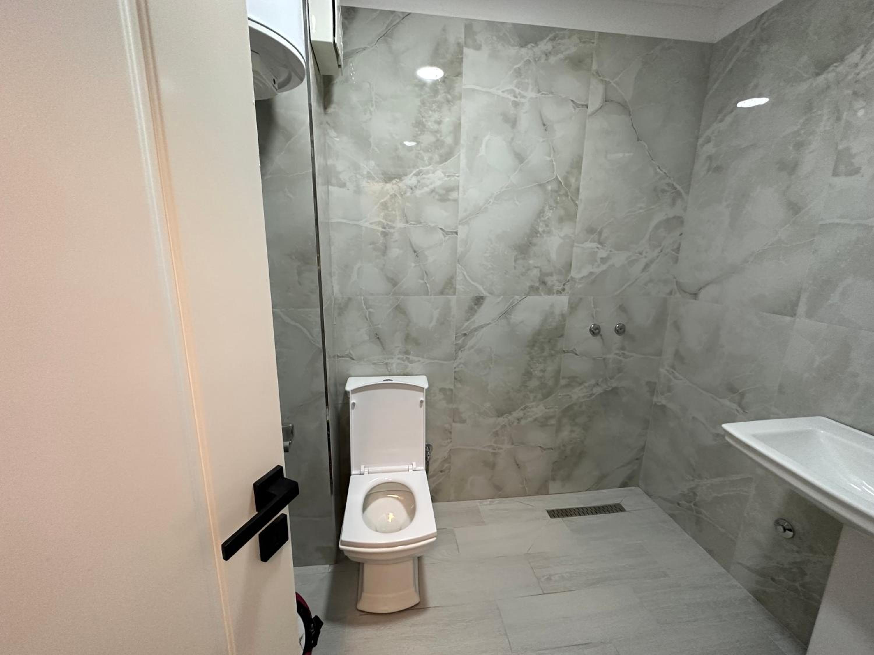 Ledio’s Luxury Apartment