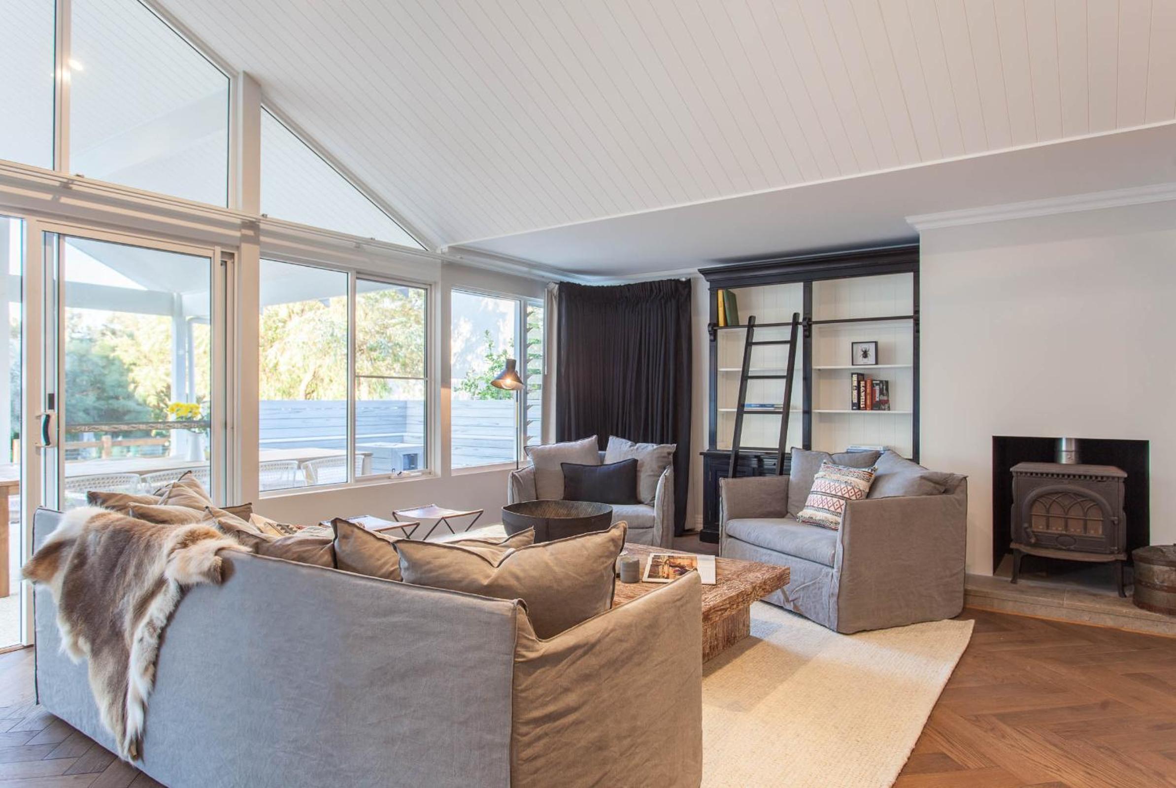 Aquila I Private Properties