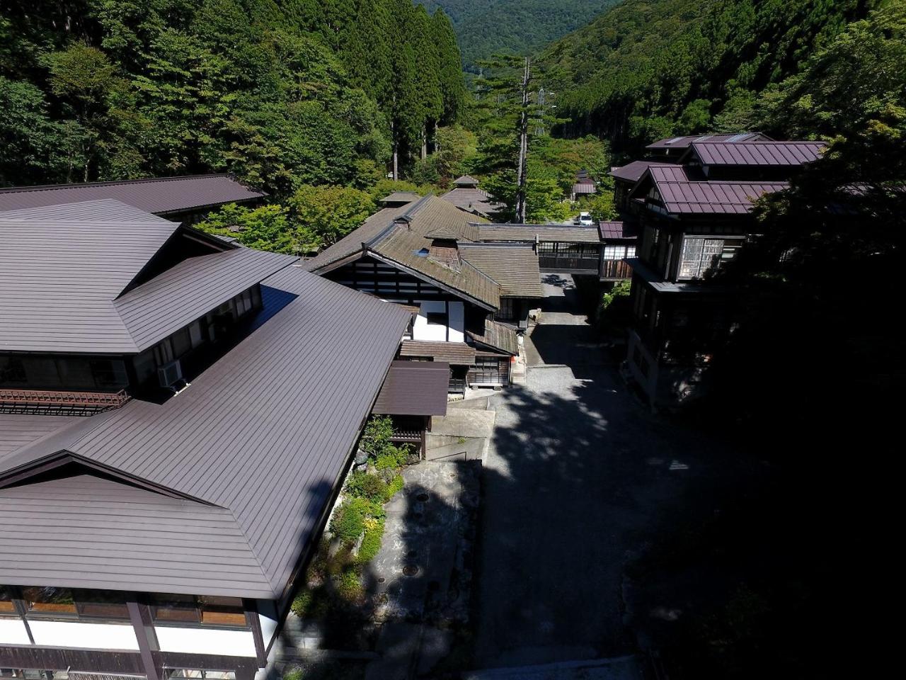 Houshi Onsen Chojukan