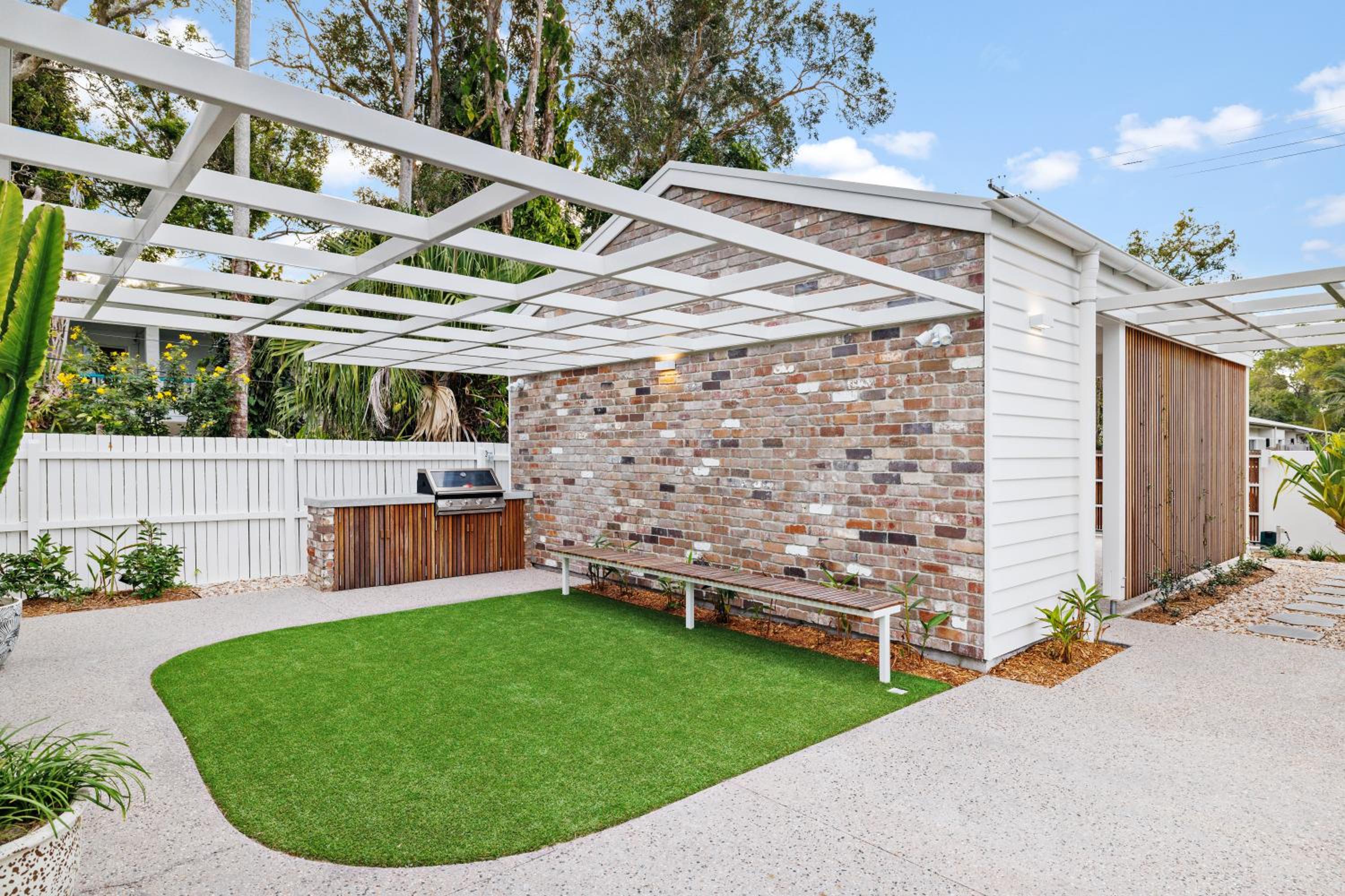 Brand new coastal oasis - family & pet friendly.