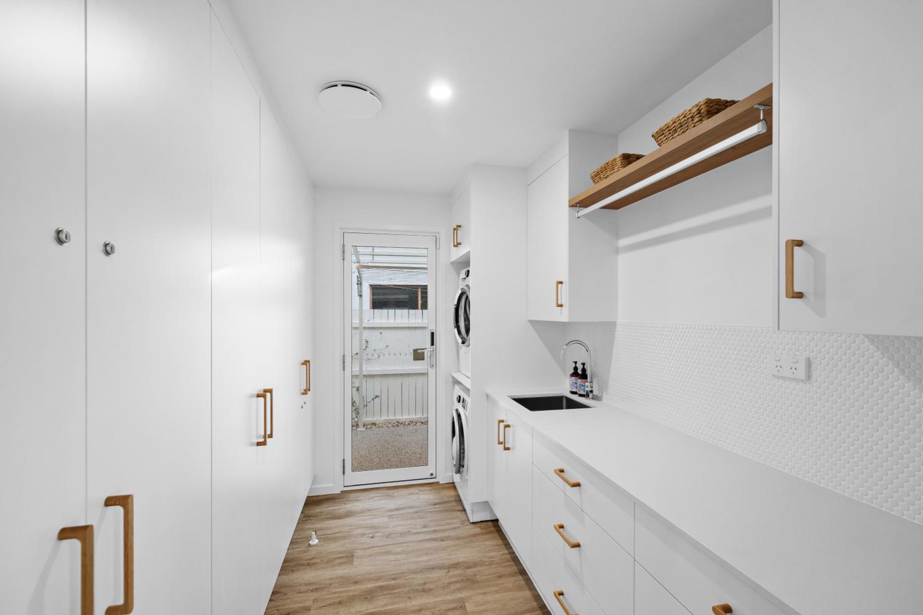 Brand new coastal oasis - family & pet friendly.