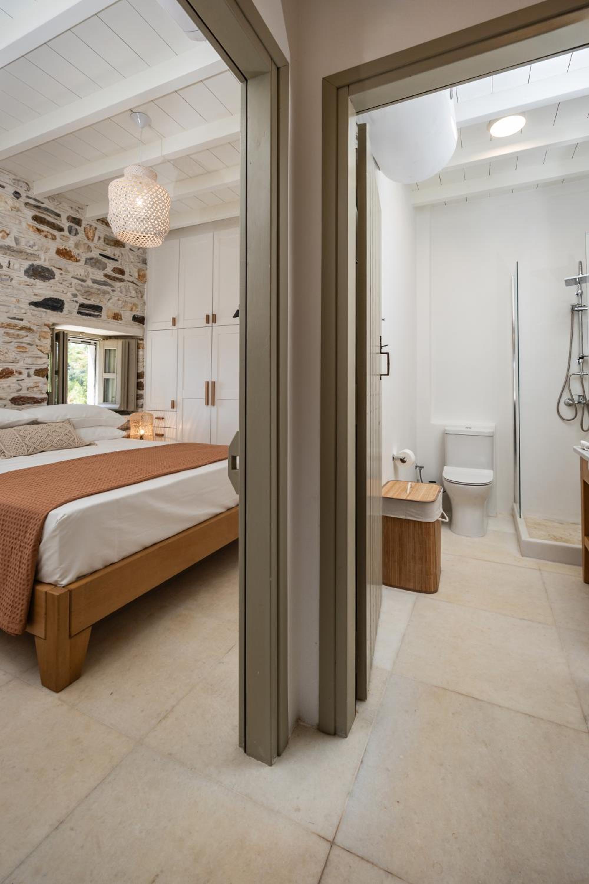 Zos Suites