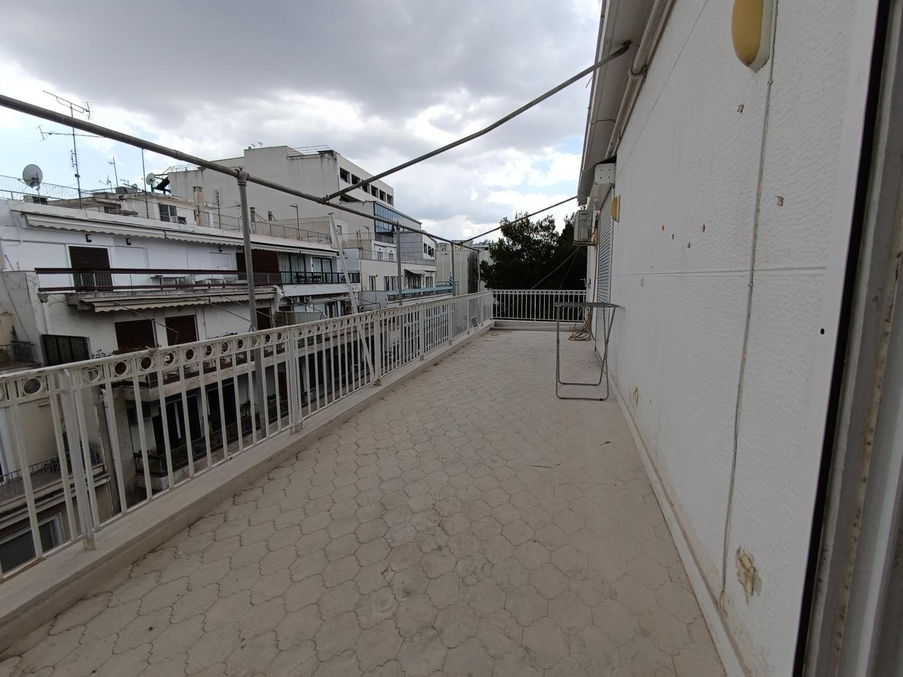 2 bedroom apartment near syntagma