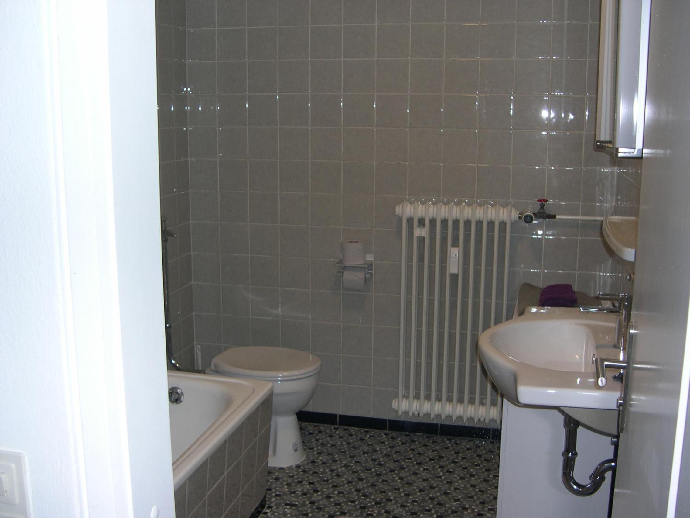 ZV-Scholtz Burghausen, Regerstr.37 P7-5