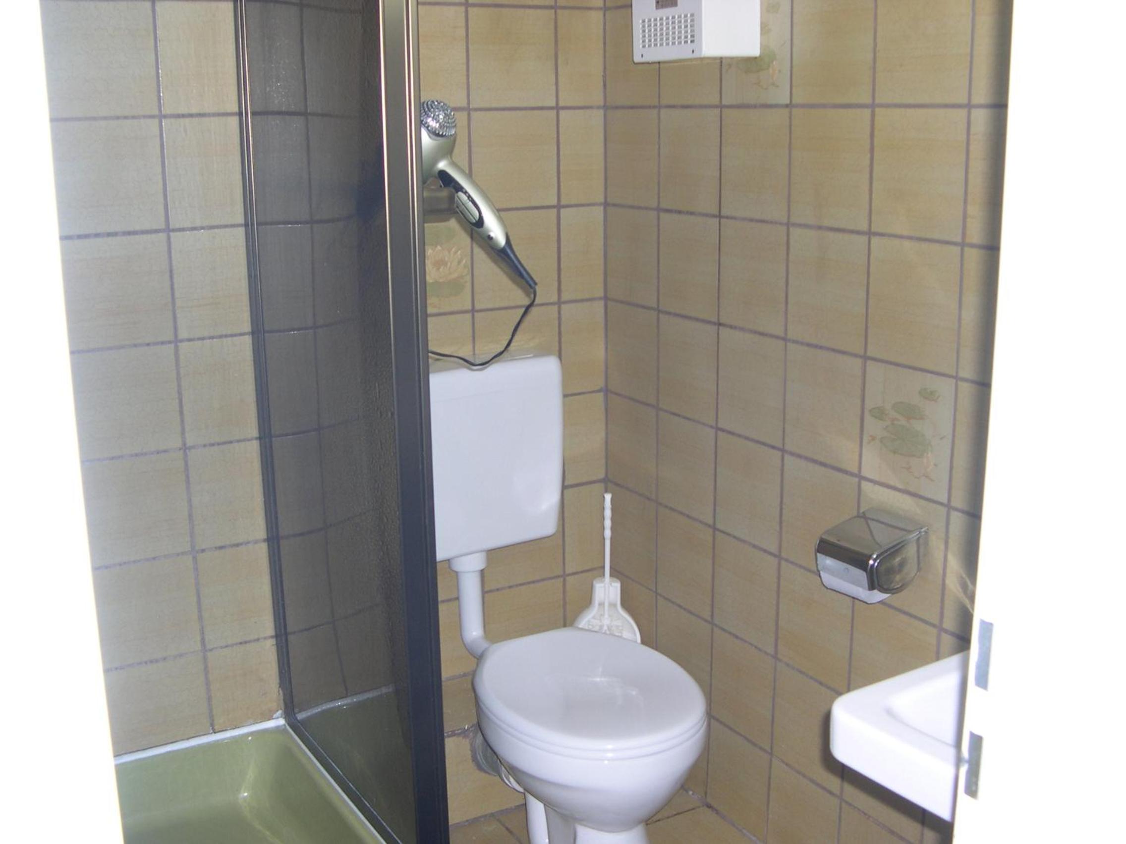 ZV-Scholtz Burghausen, Regerstr.37 P7-5