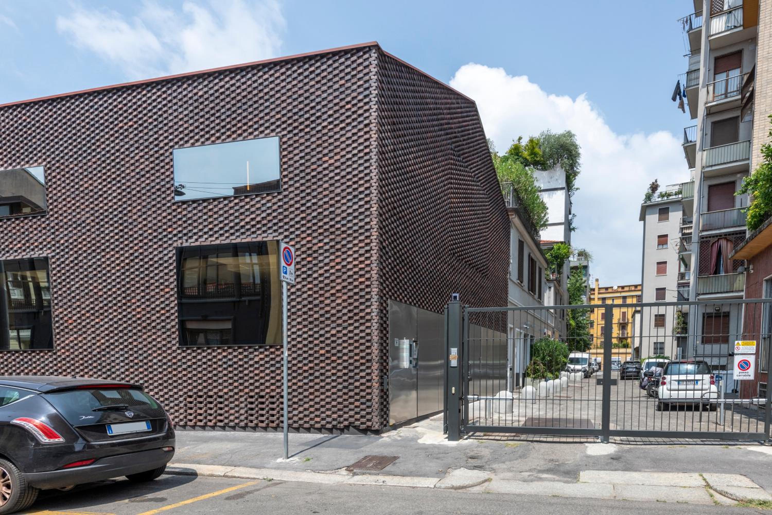 BnButler - Archimede 53 - Bright Studio