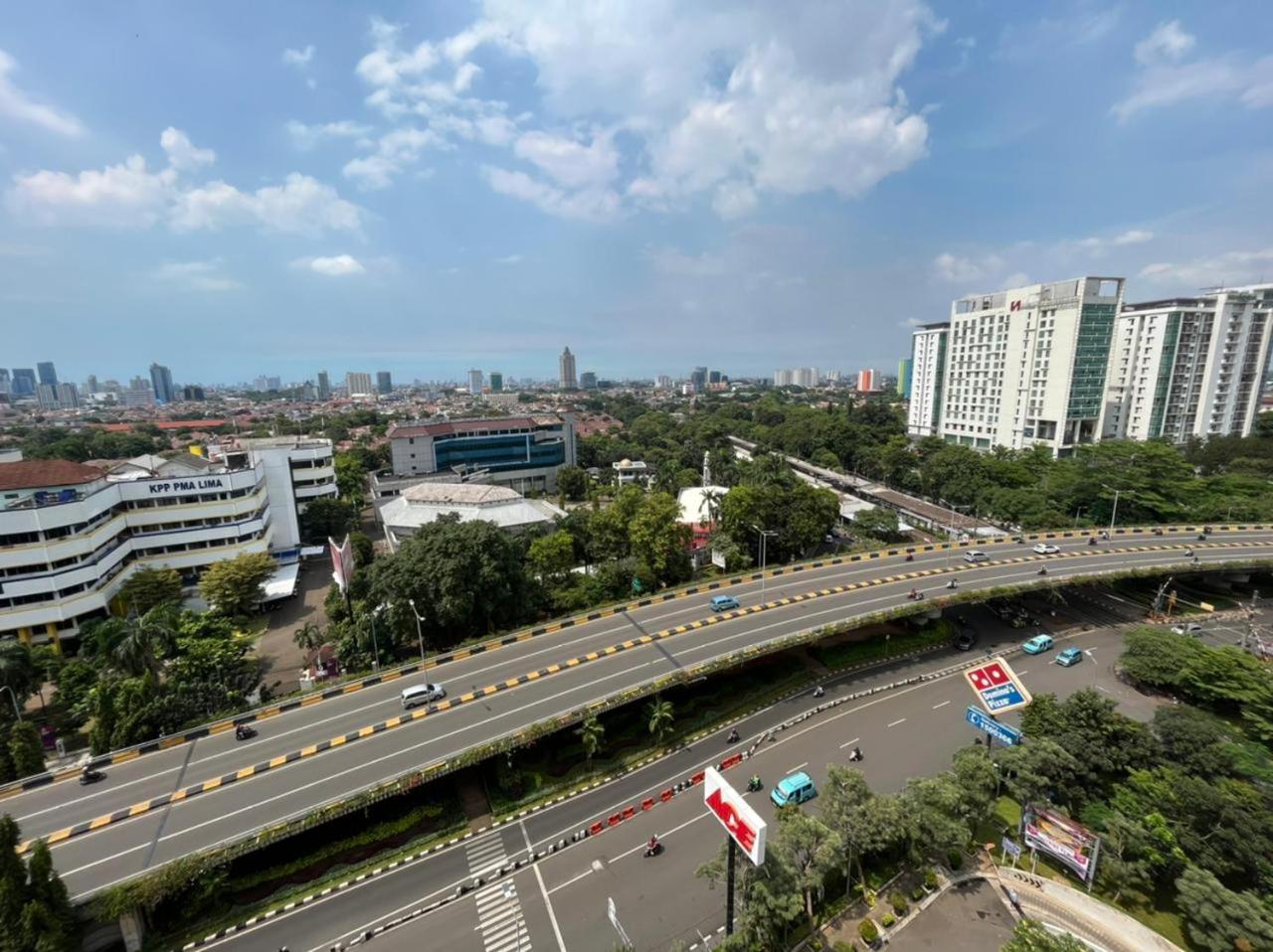 Apartemen kalibata city by Rama Property view 5
