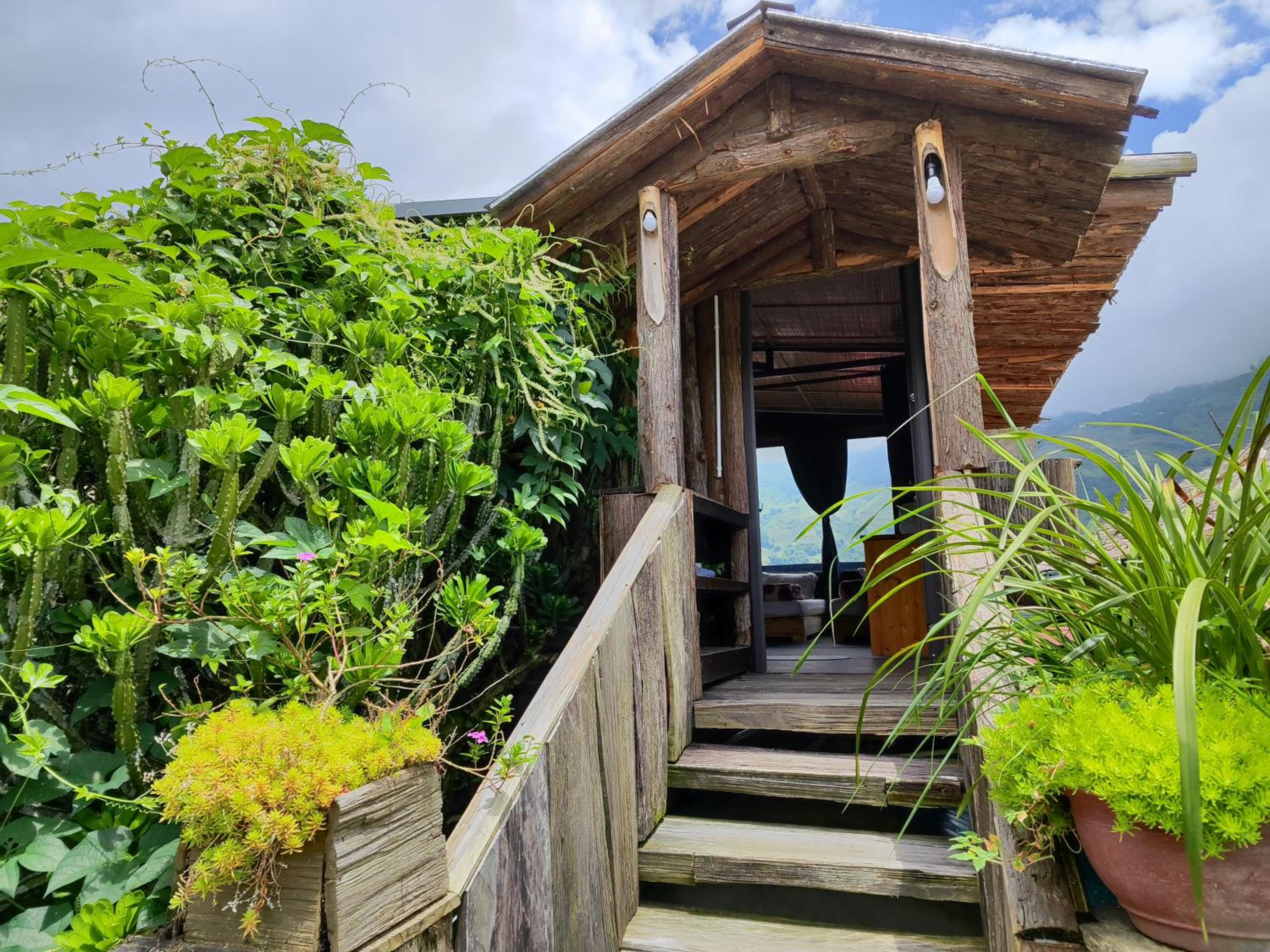 Tavan View Homestay