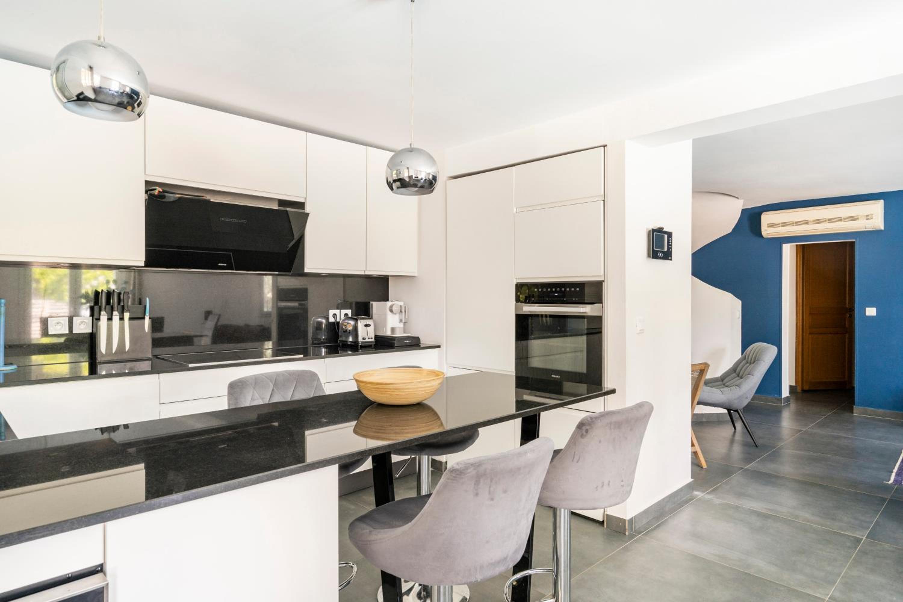 Villa Inti - piscine, jardin privé & barbecue