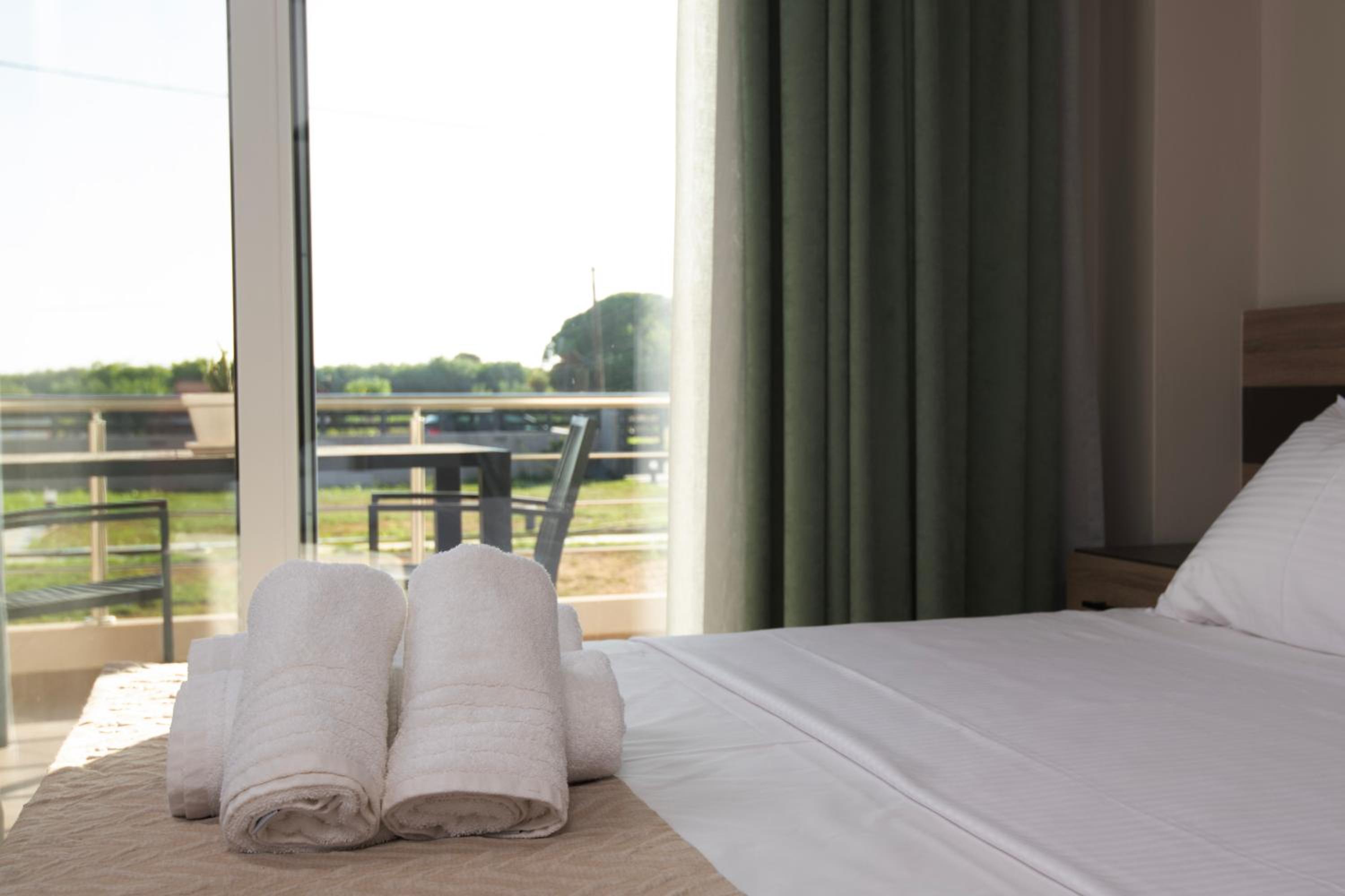 Apanemo Kourouta Luxury Villas