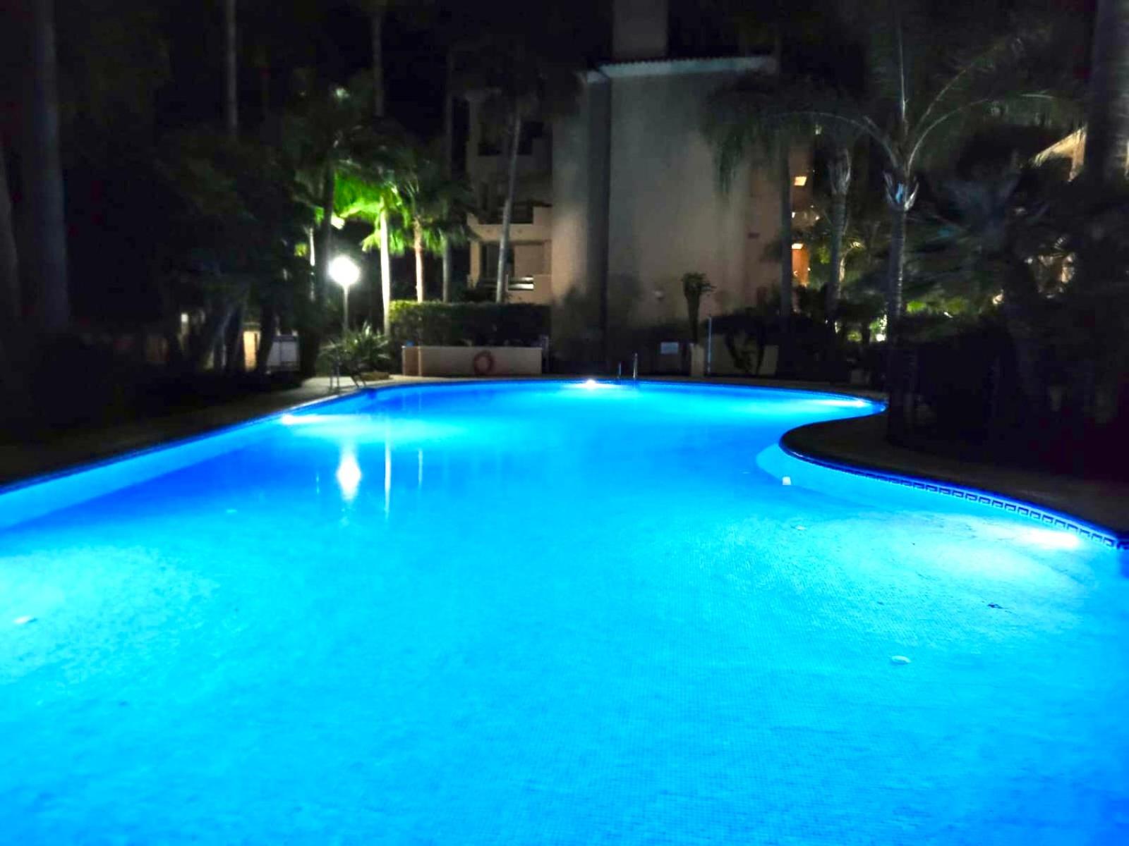 Beach apartment two bedrooms in Cabopino Marbella