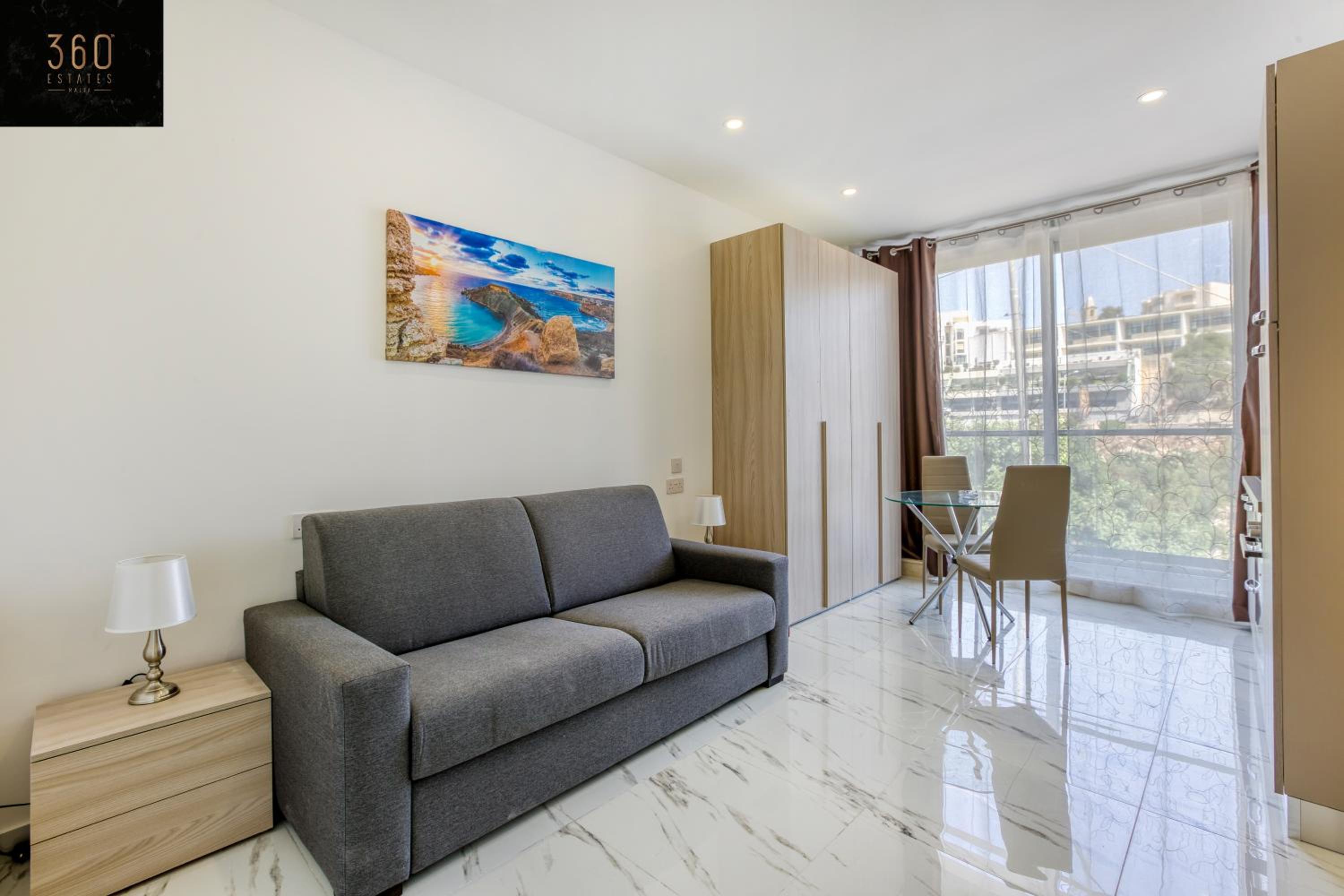 Cozy 1BR home in the centre of St Julians w/WIFI by 360 Estates photo 3
