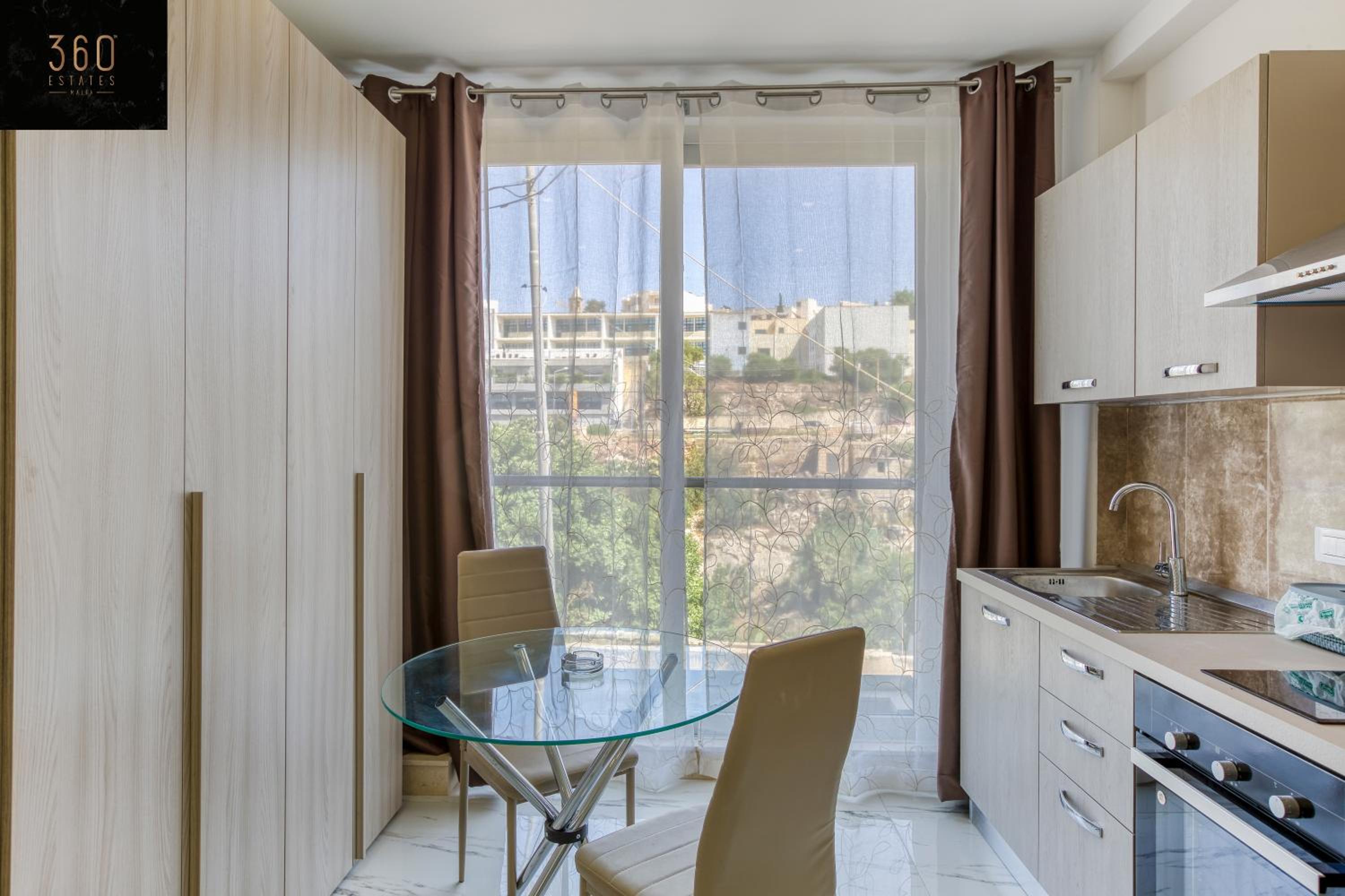 Cozy 1BR home in the centre of St Julians w/WIFI by 360 Estates photo 2