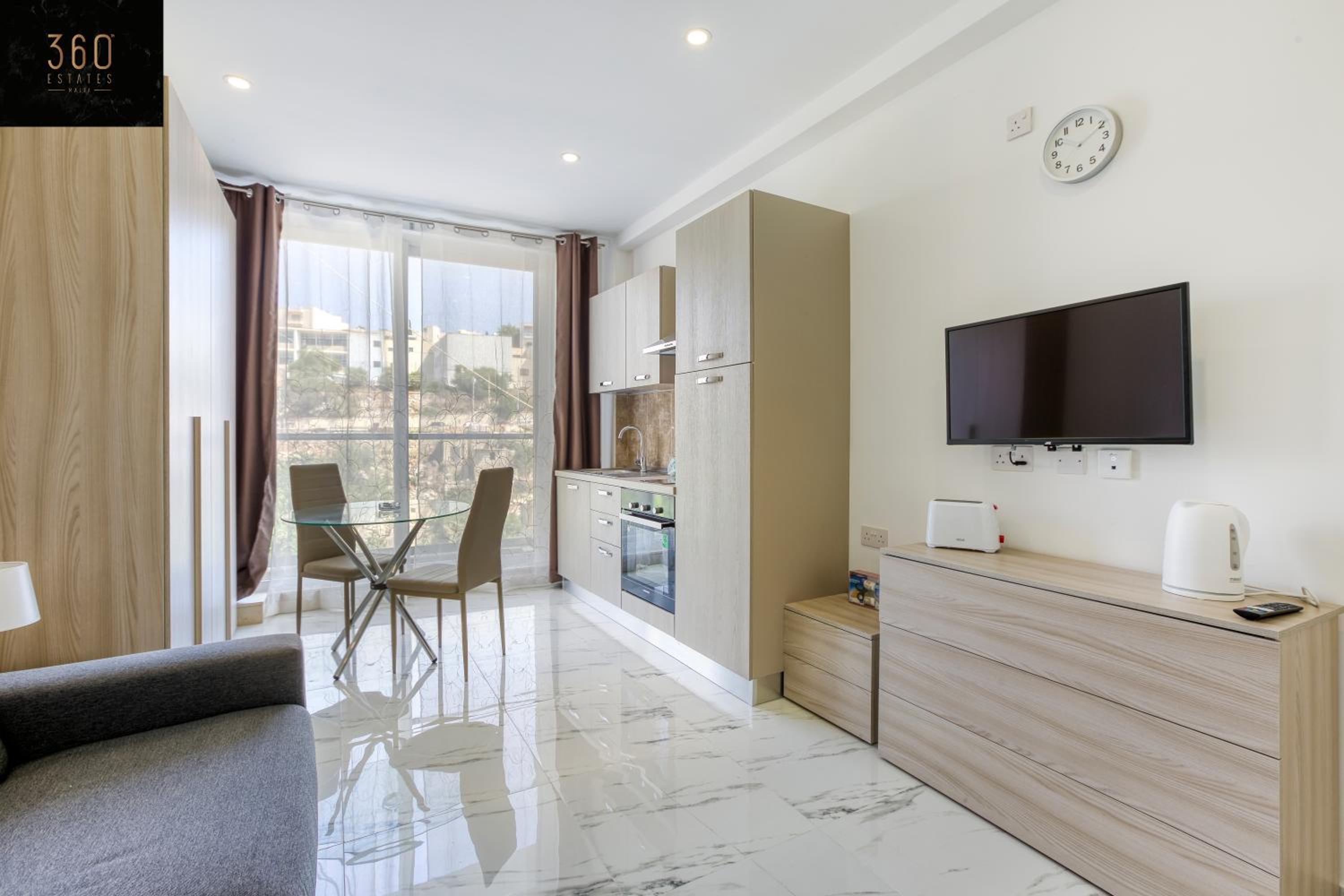 Cozy 1BR home in the centre of St Julians w/WIFI by 360 Estates photo 5
