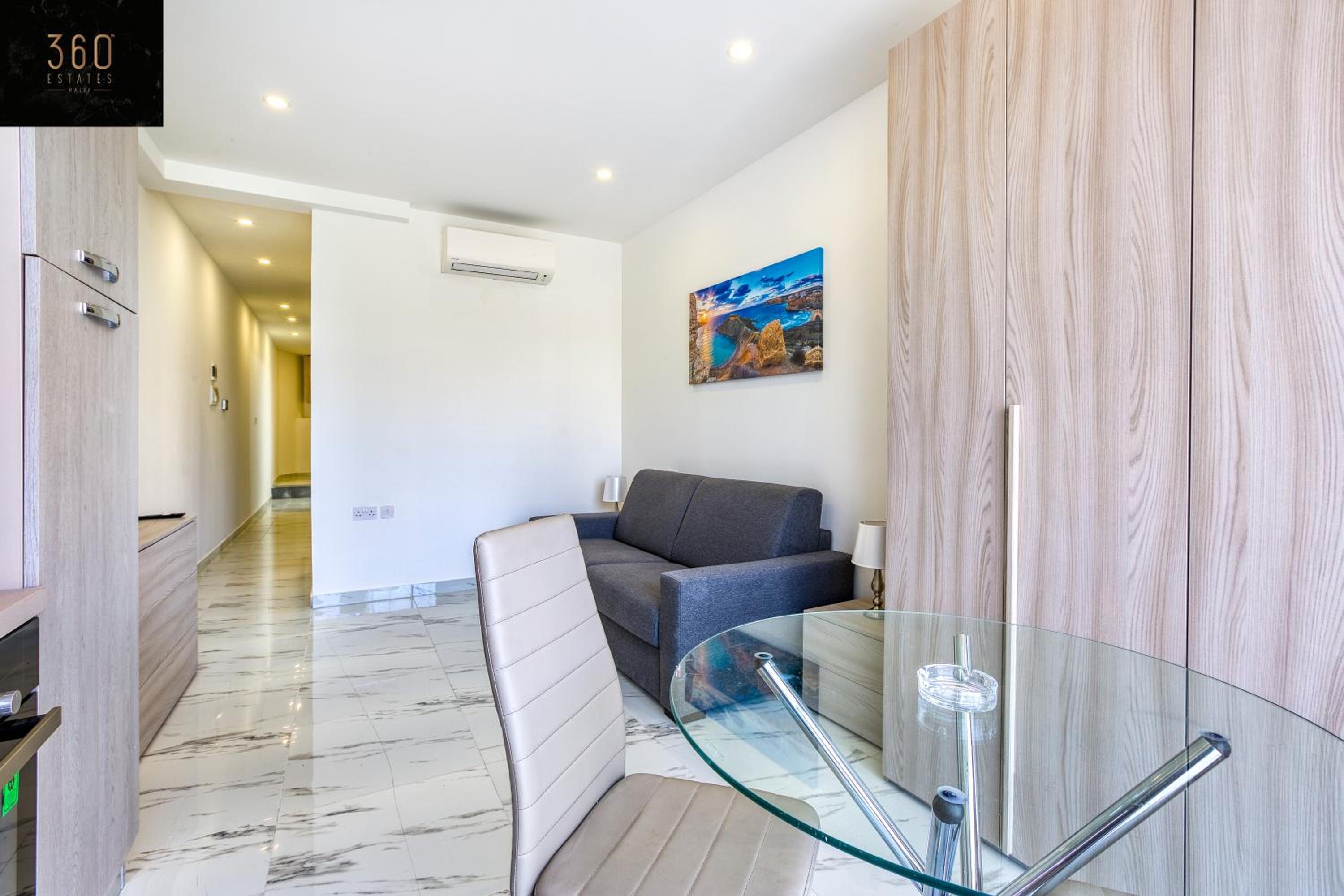 Cozy 1BR home in the centre of St Julians w/WIFI by 360 Estates photo 4
