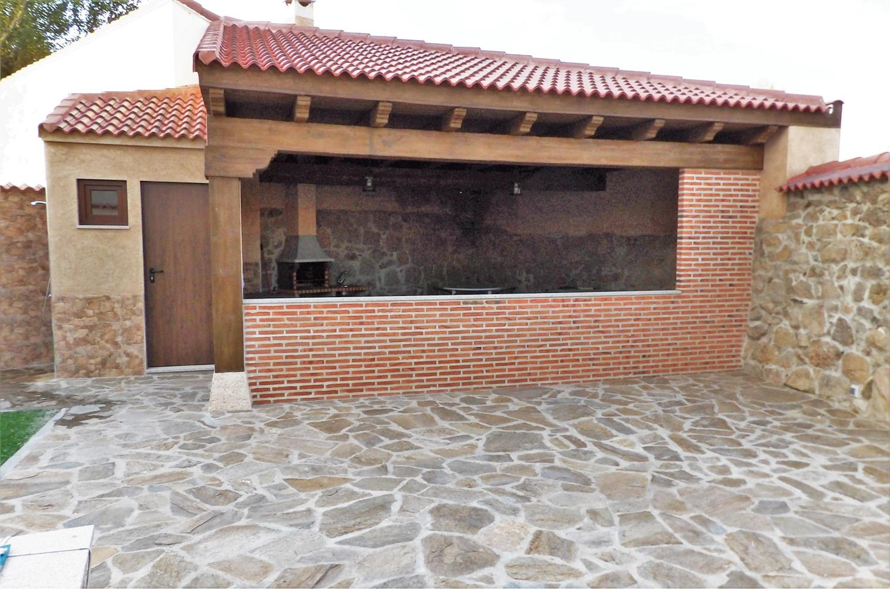 Photo 23