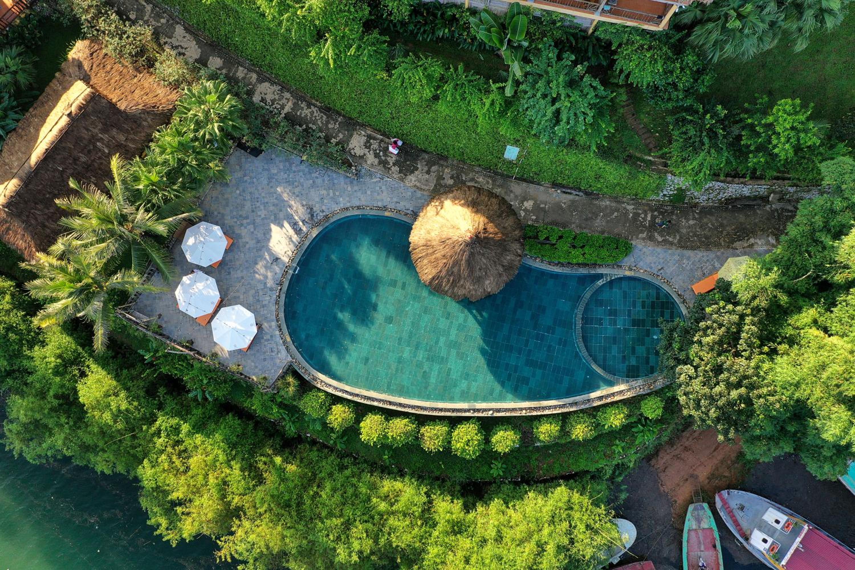 Mai Chau Hideaway Lake Resort