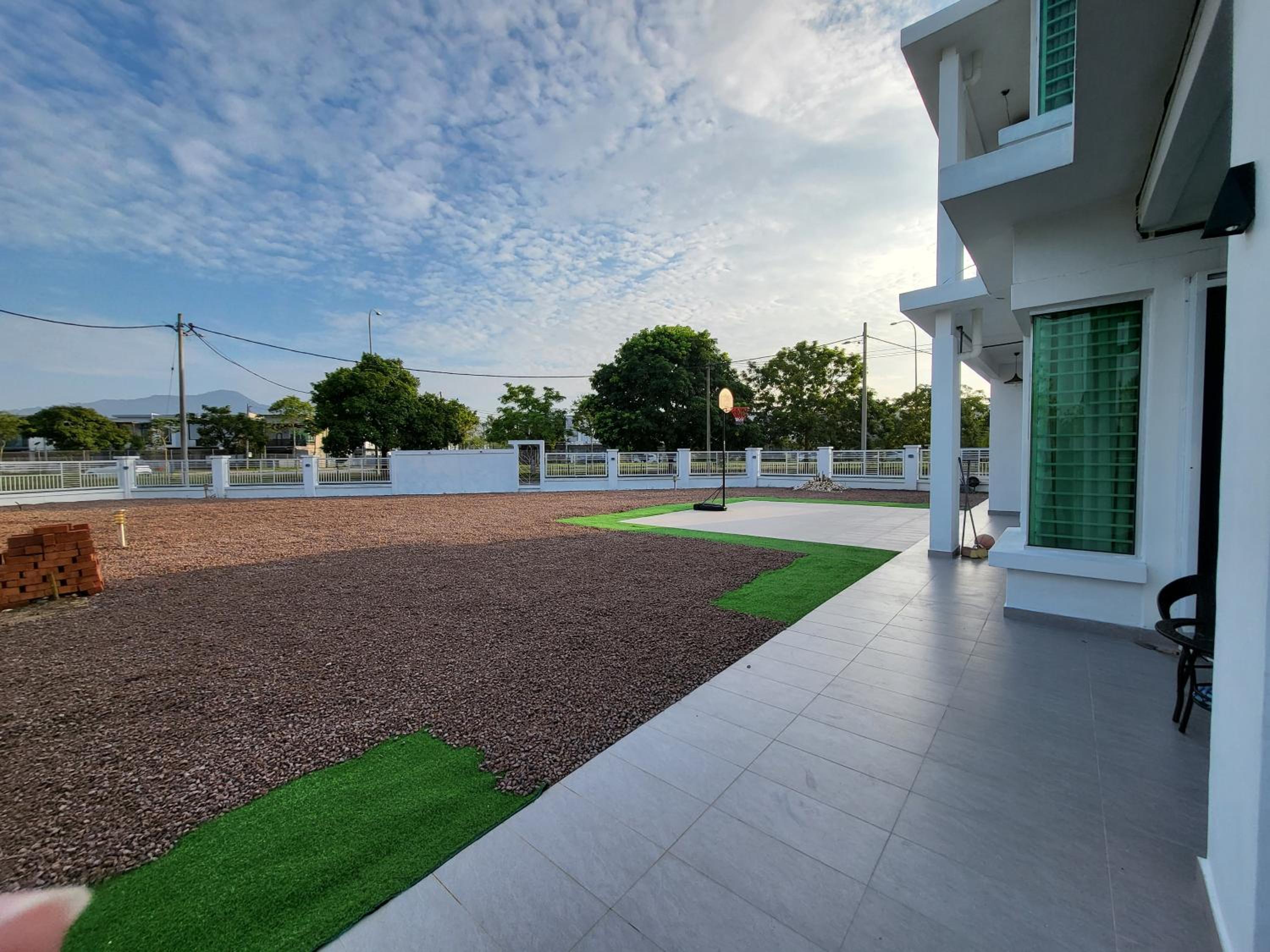 Impiana Lakeview Villa - Contactless Check In