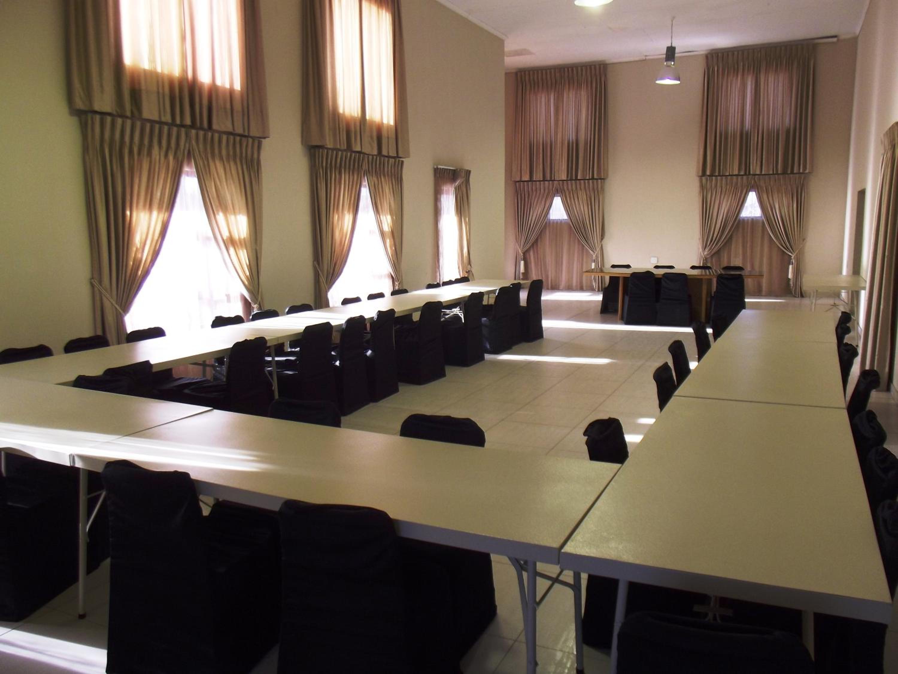 Parys In town Guest lodge and Conference Center view 3