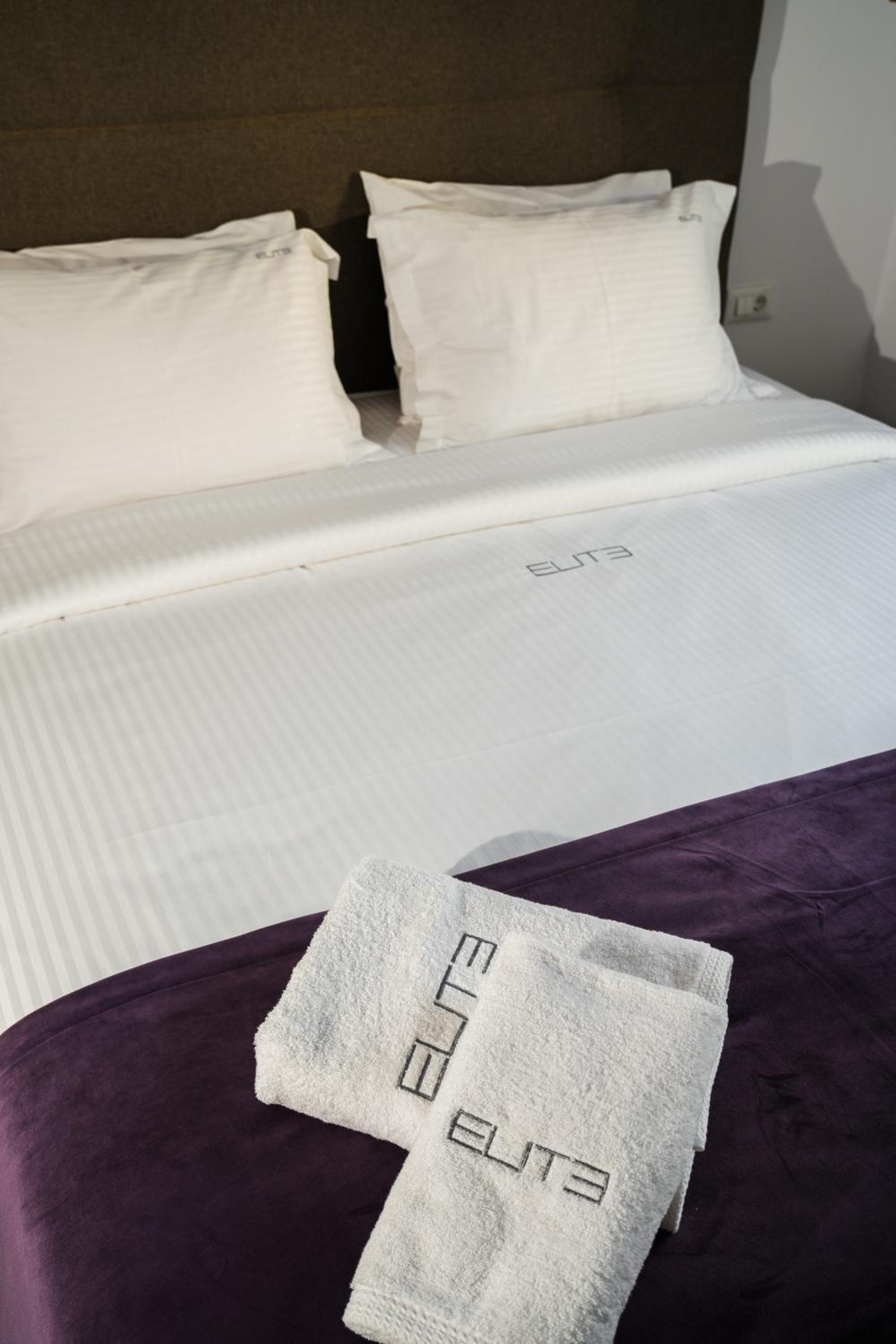 ELITE APARTMENTS