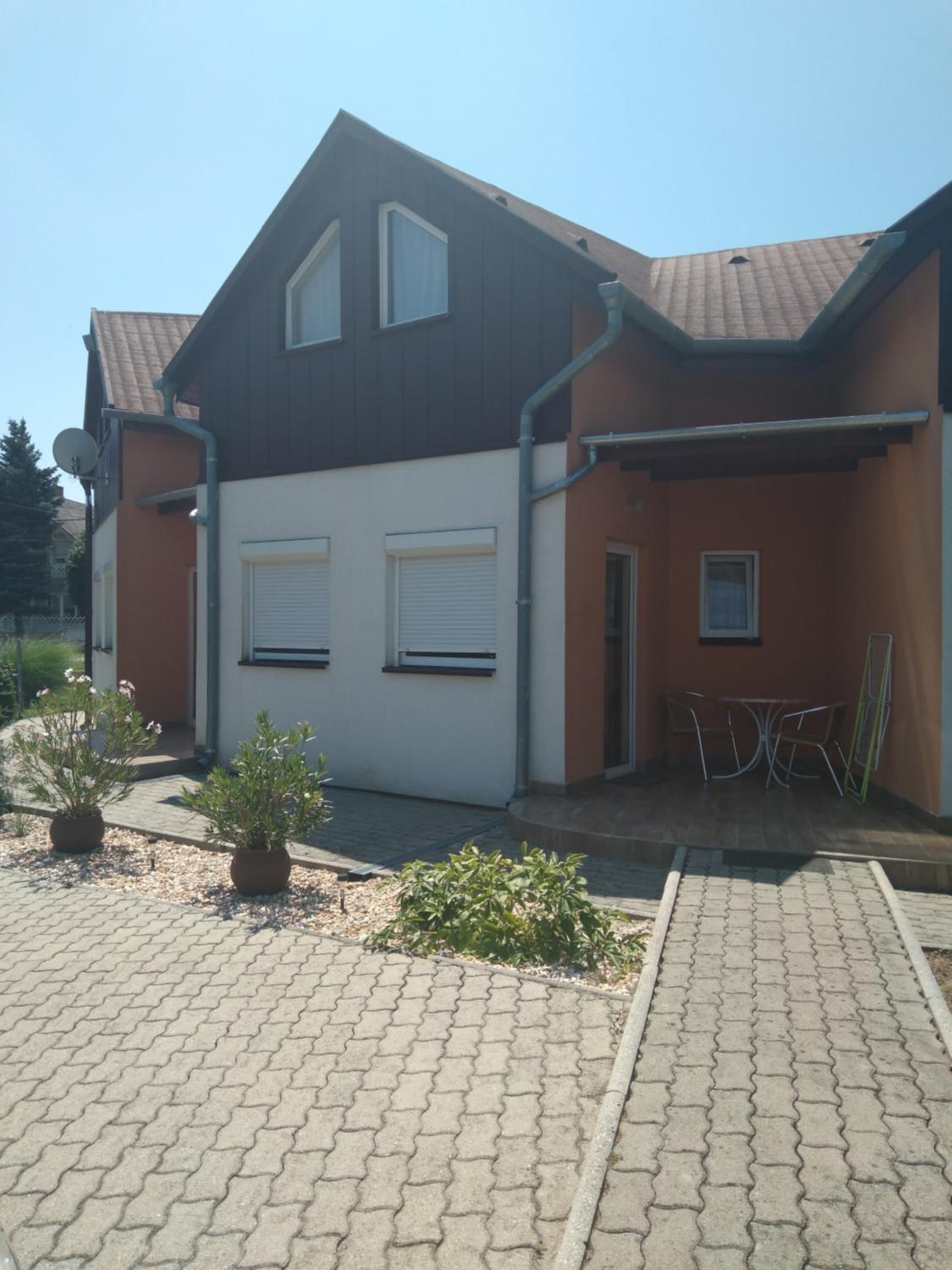 Holiday Apartman