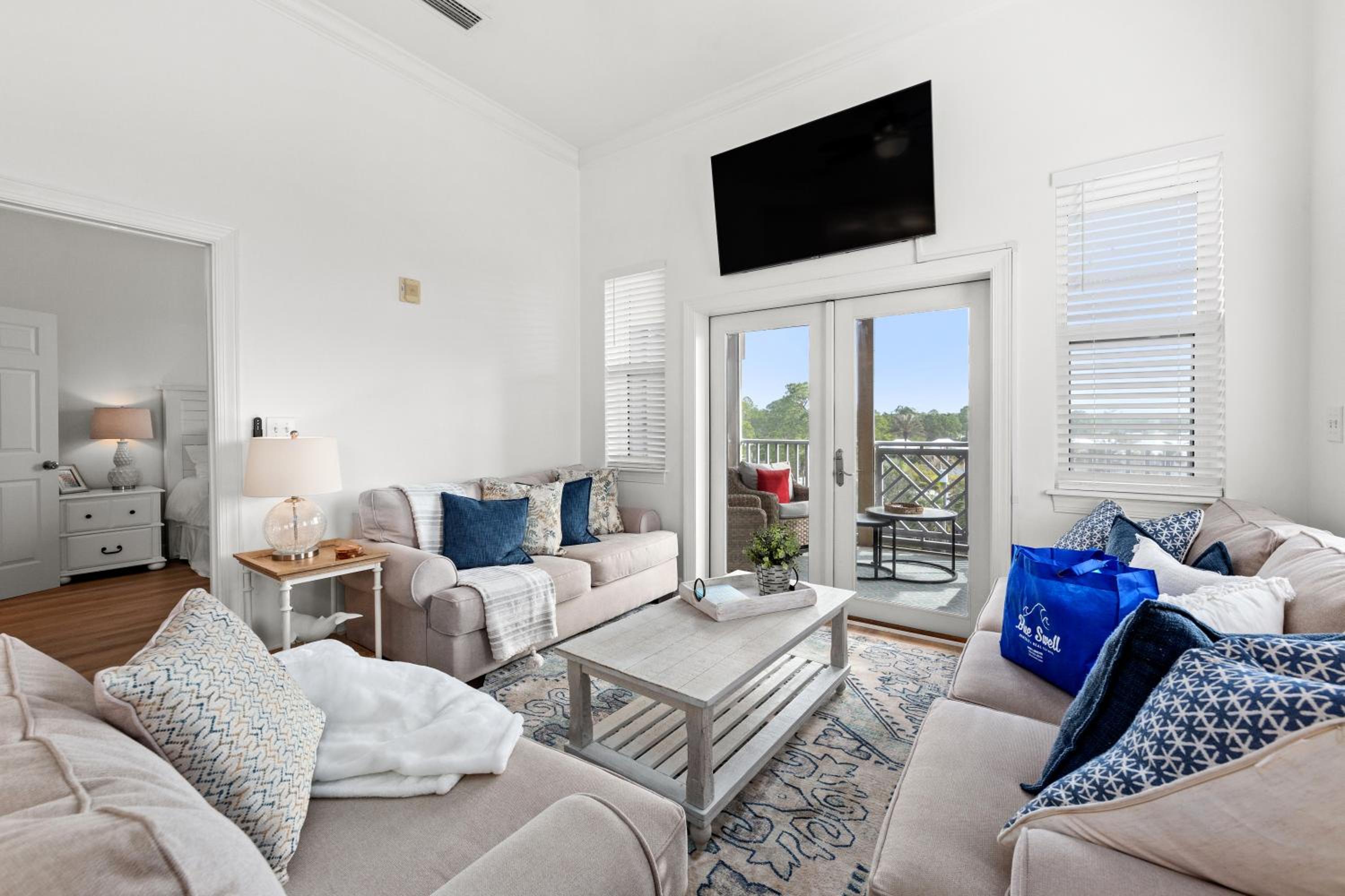Remarkably Updated 3/2 in Seagrove Highlands - Gulf Views Sleeps 9! view 4