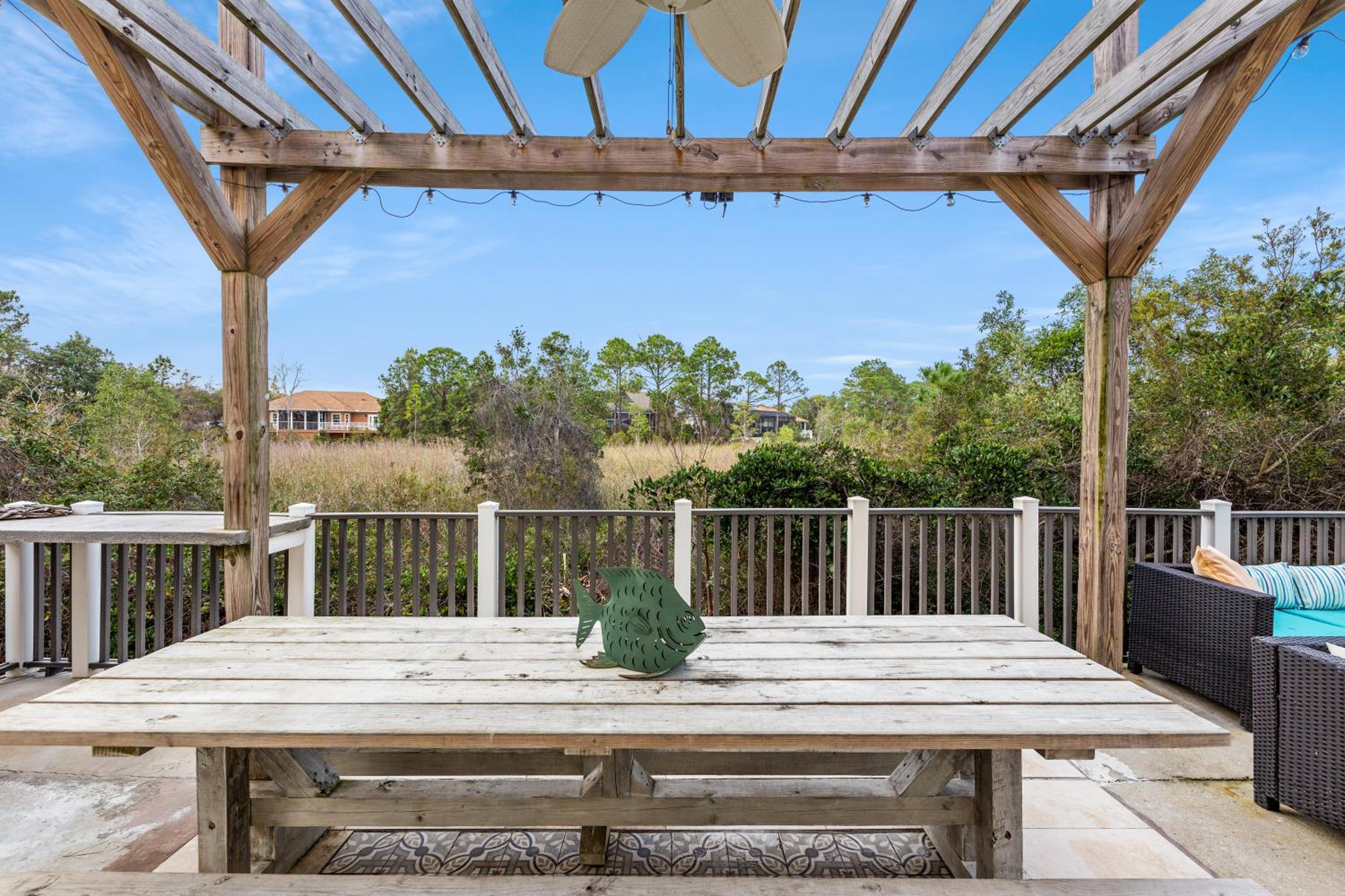 Algun Dia - Plush Family-Friendly Home - A Block from Beach view 2