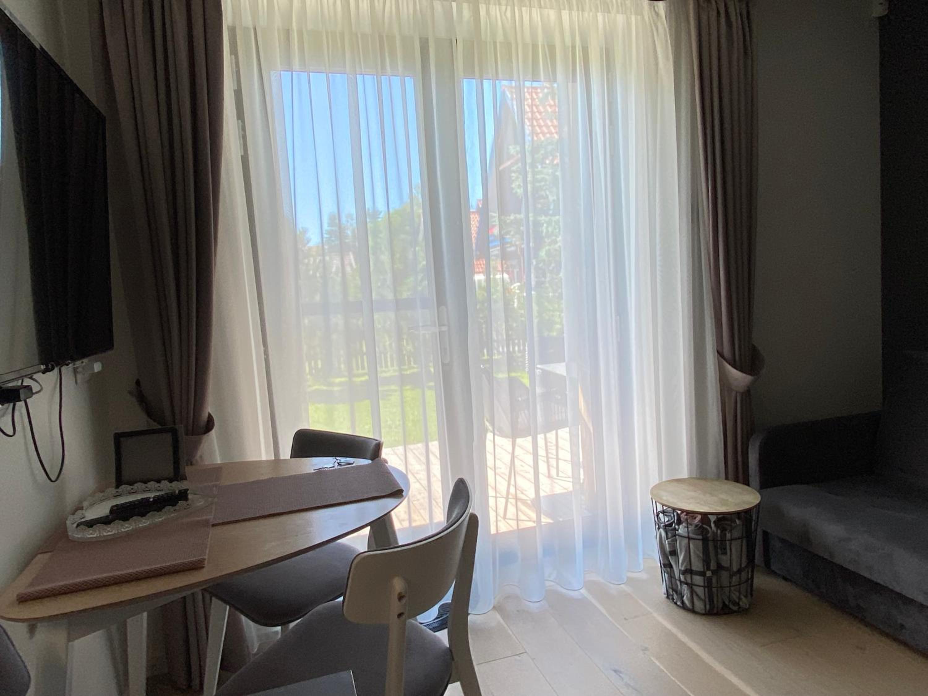 Pervalka Apartaments With Large Terrace