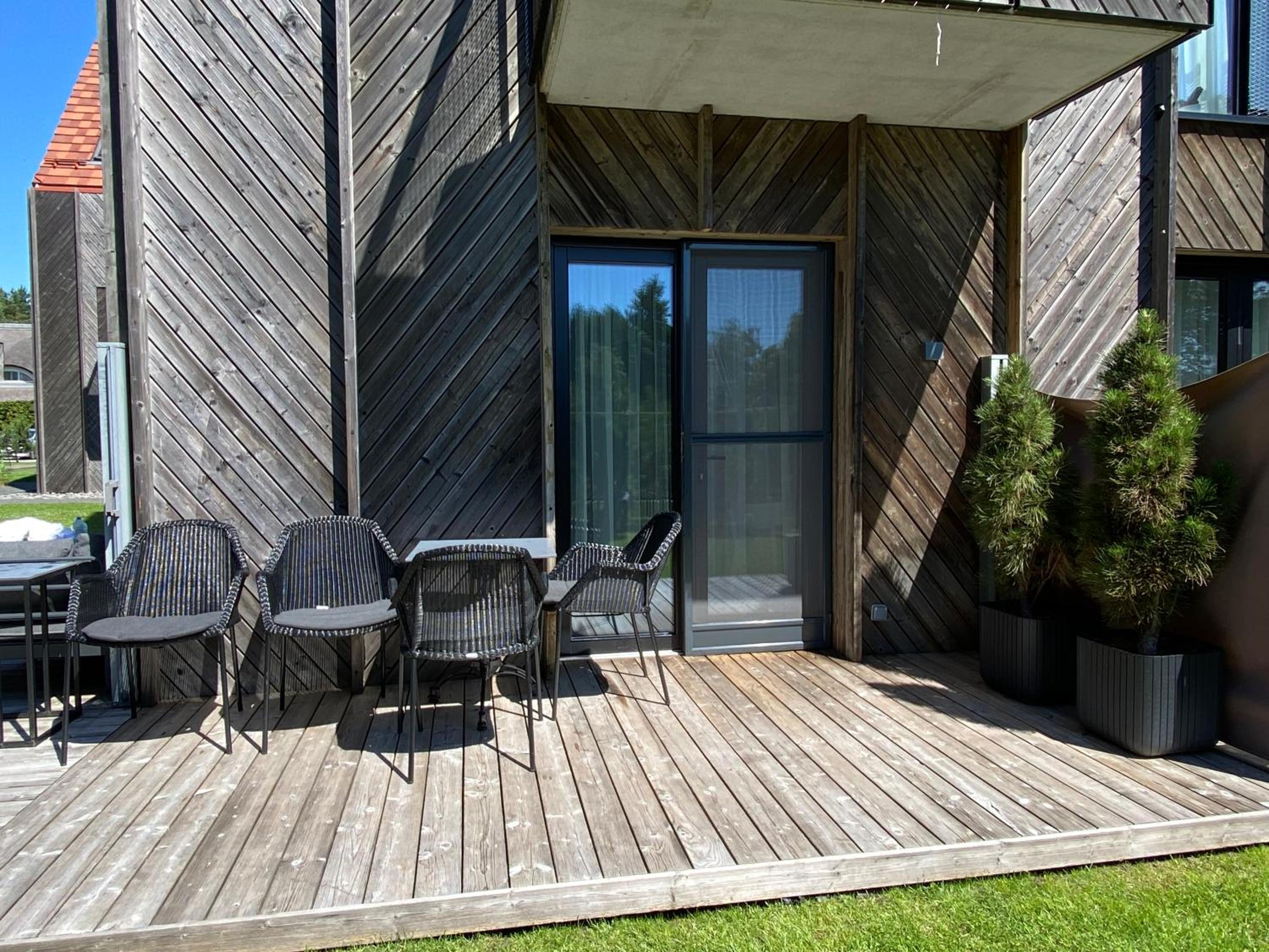Pervalka Apartaments With Large Terrace