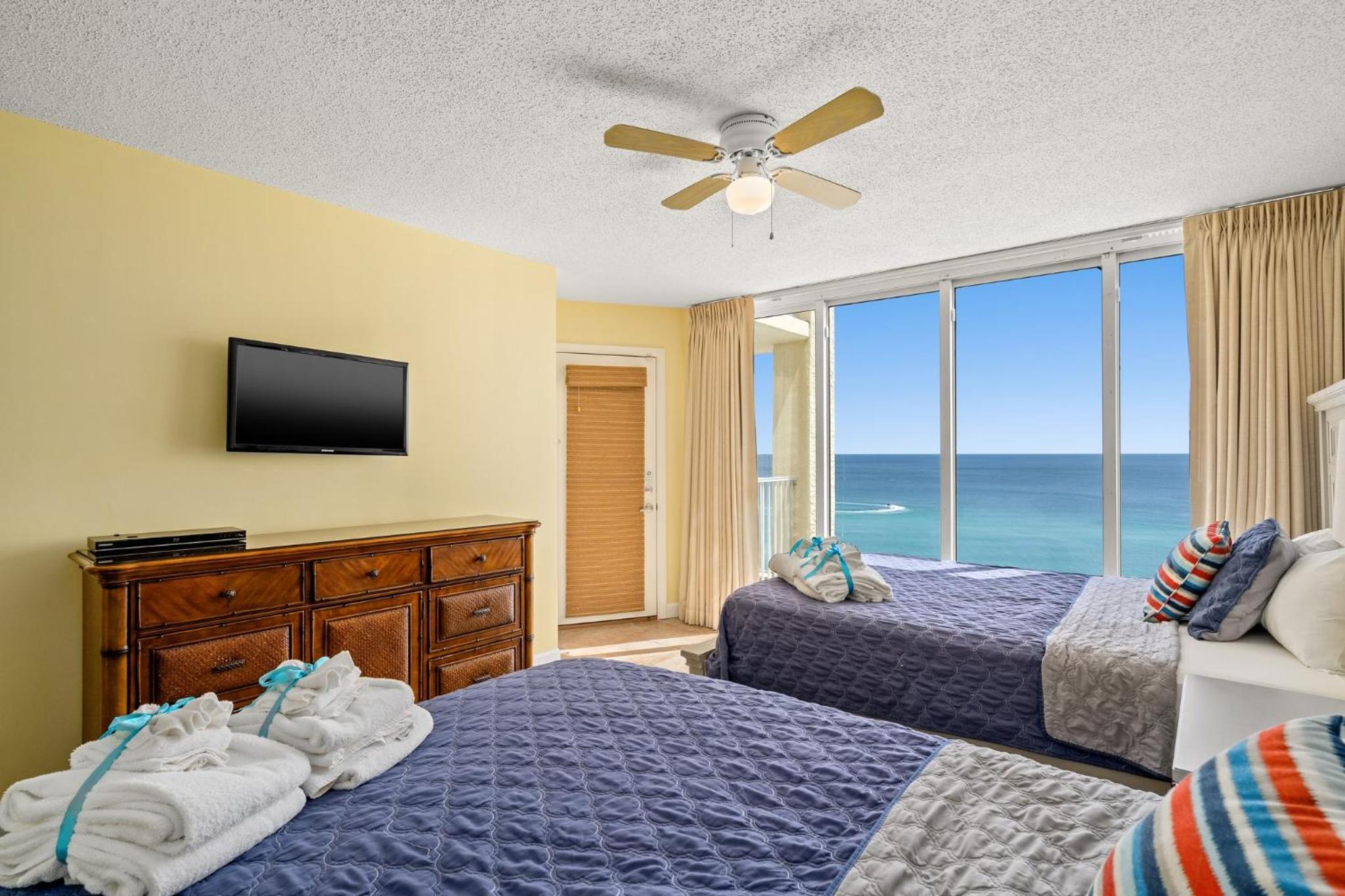 Beautiful Long Beach Condo unit 1-1206! TWO Gulf Masters! view 2