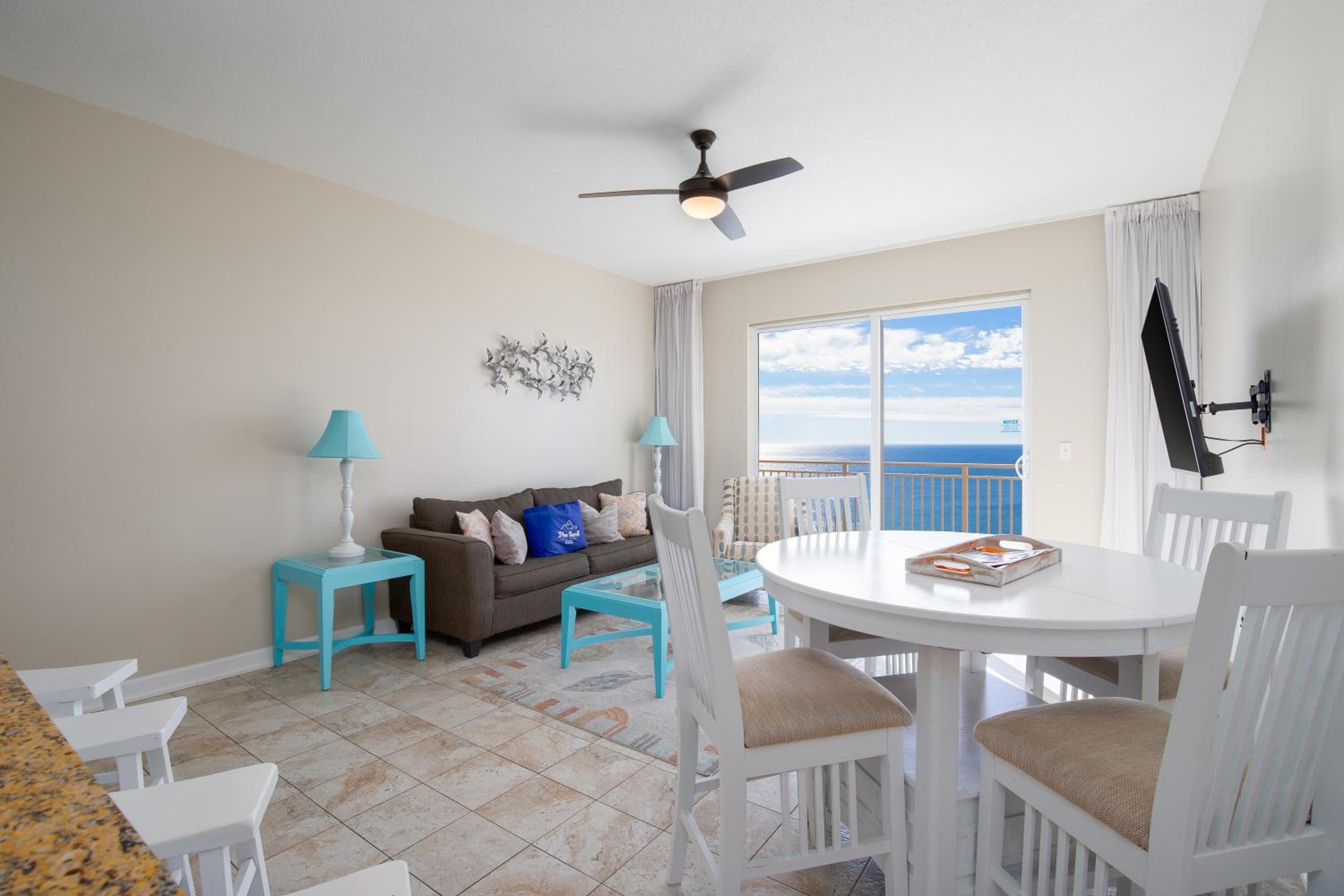 Penthouse! Beautiful Views! Newly Remodeled and Listed! view 5