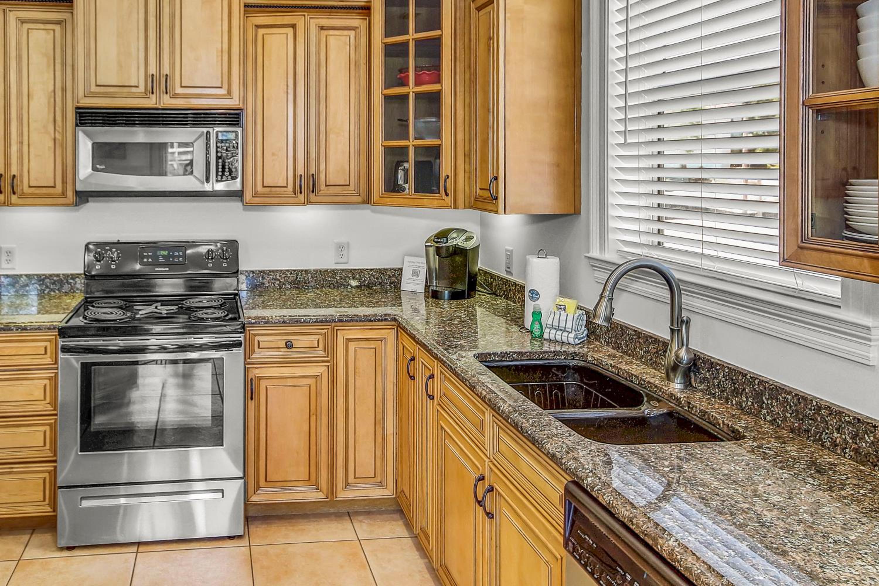 136 La Valencia Cir - At Peace view 2