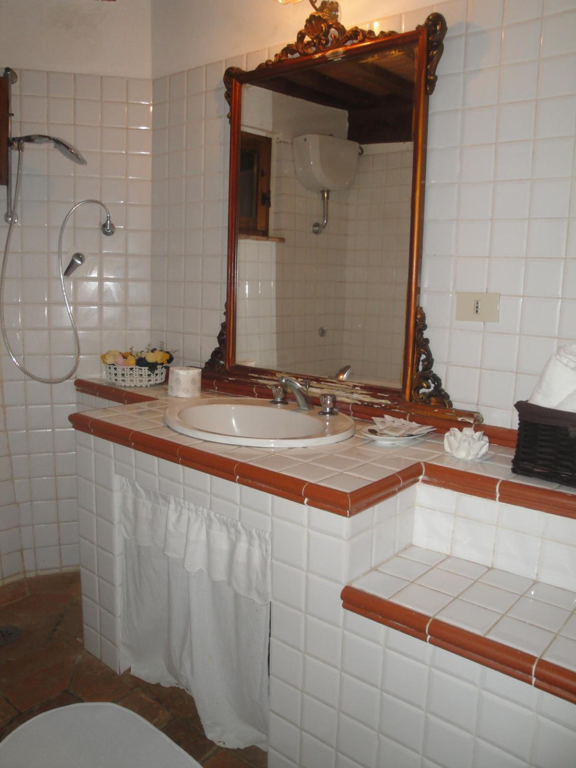 Photo 48