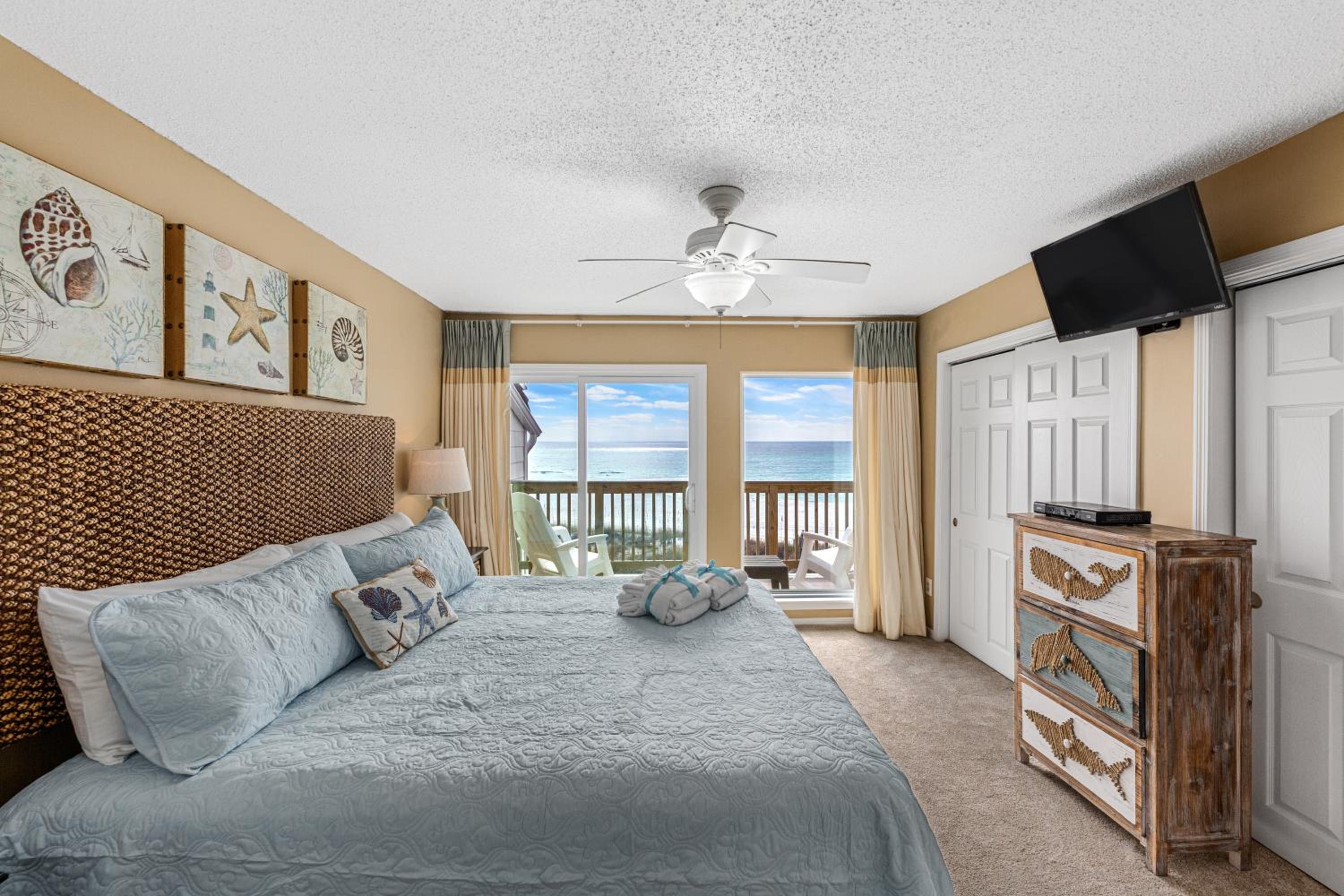 Breathtaking Views from Gulf Front 2 Bd / 3 Ba Townhome! view 4