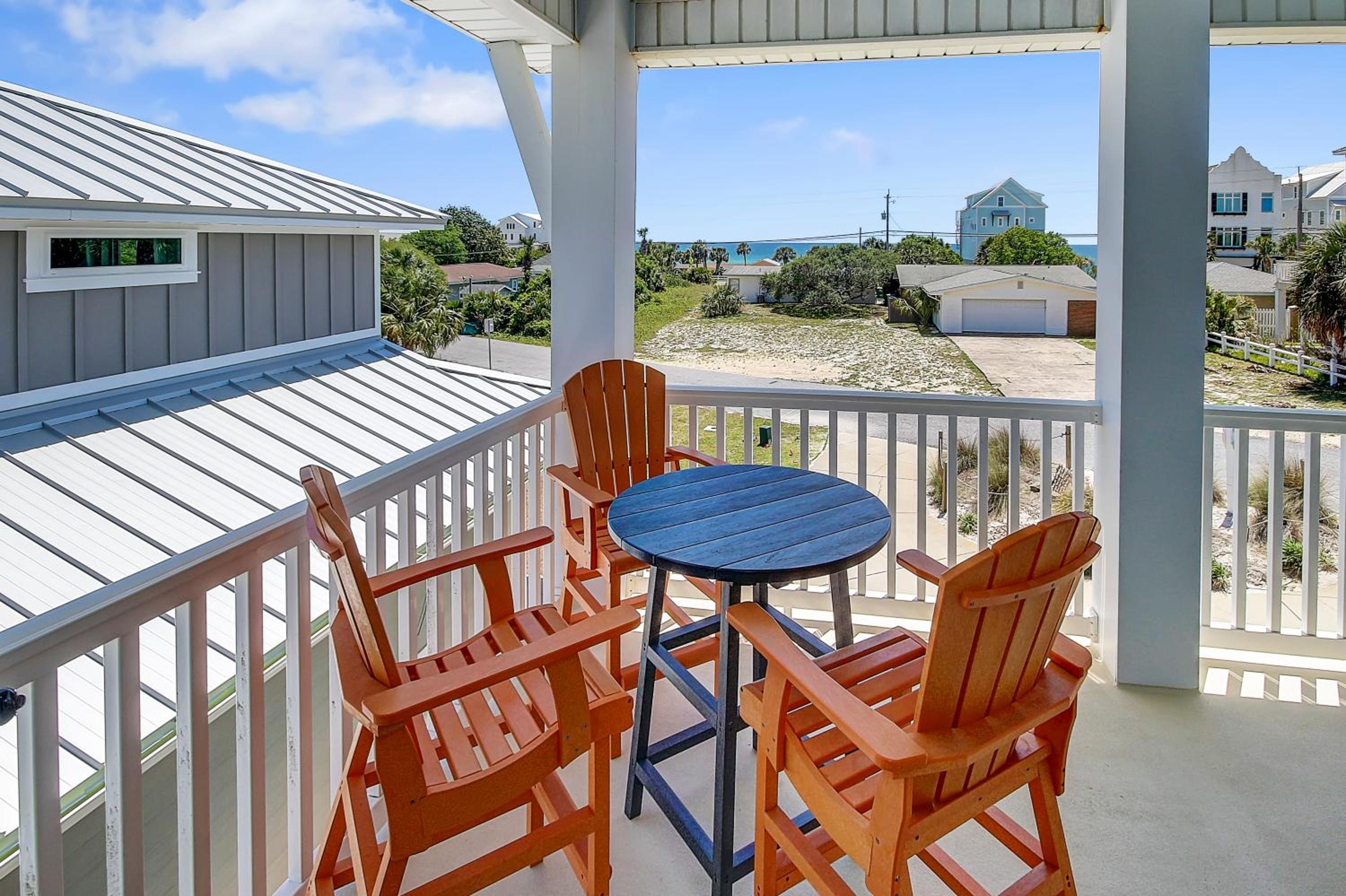 5 Bed, 5 Bath Beach Home/Only a 3 Minute Walk To The Beach! SLEEPS 12 view 4
