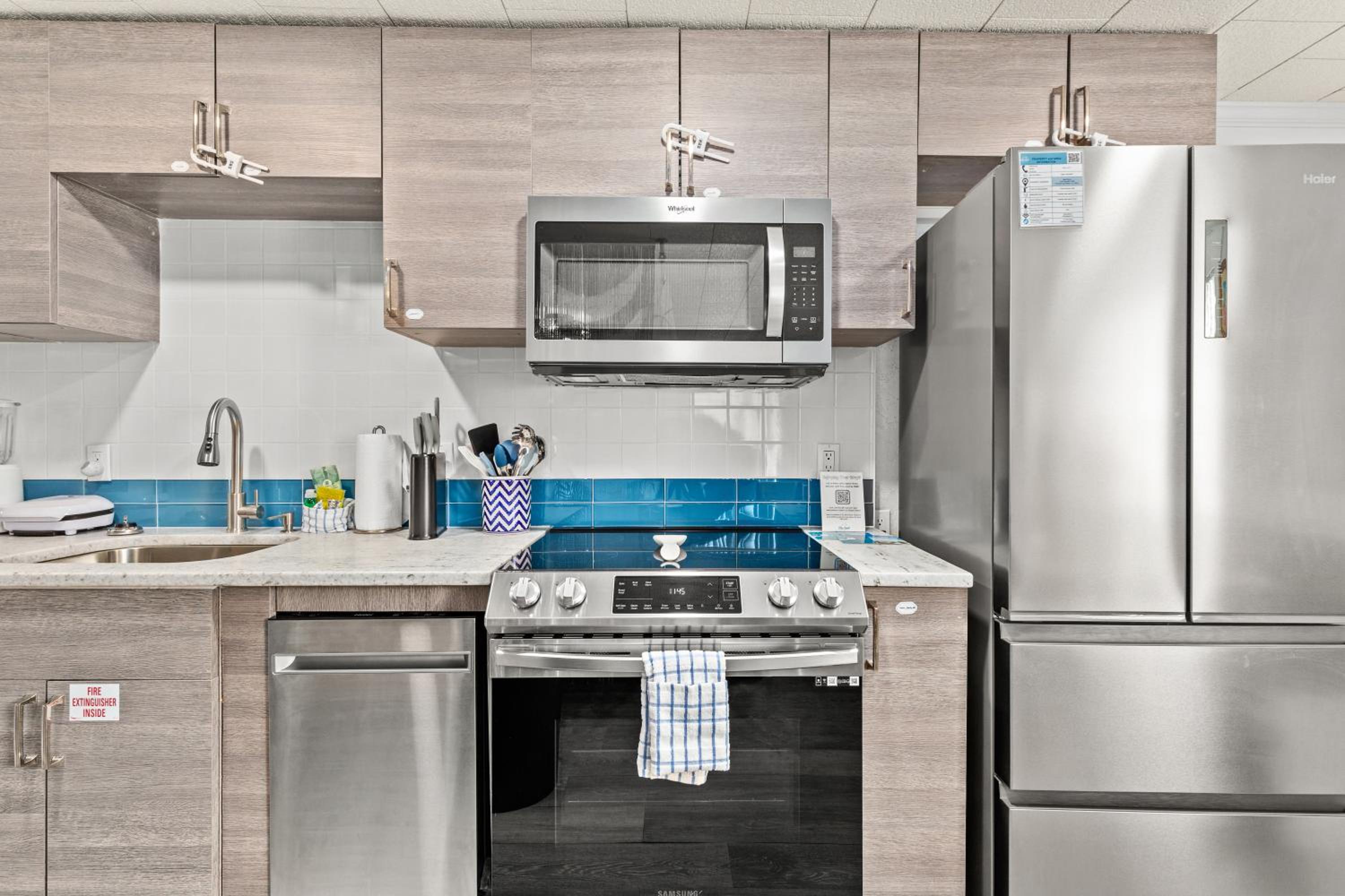219 Palmetto Pl 2 - Sea Shore view 4