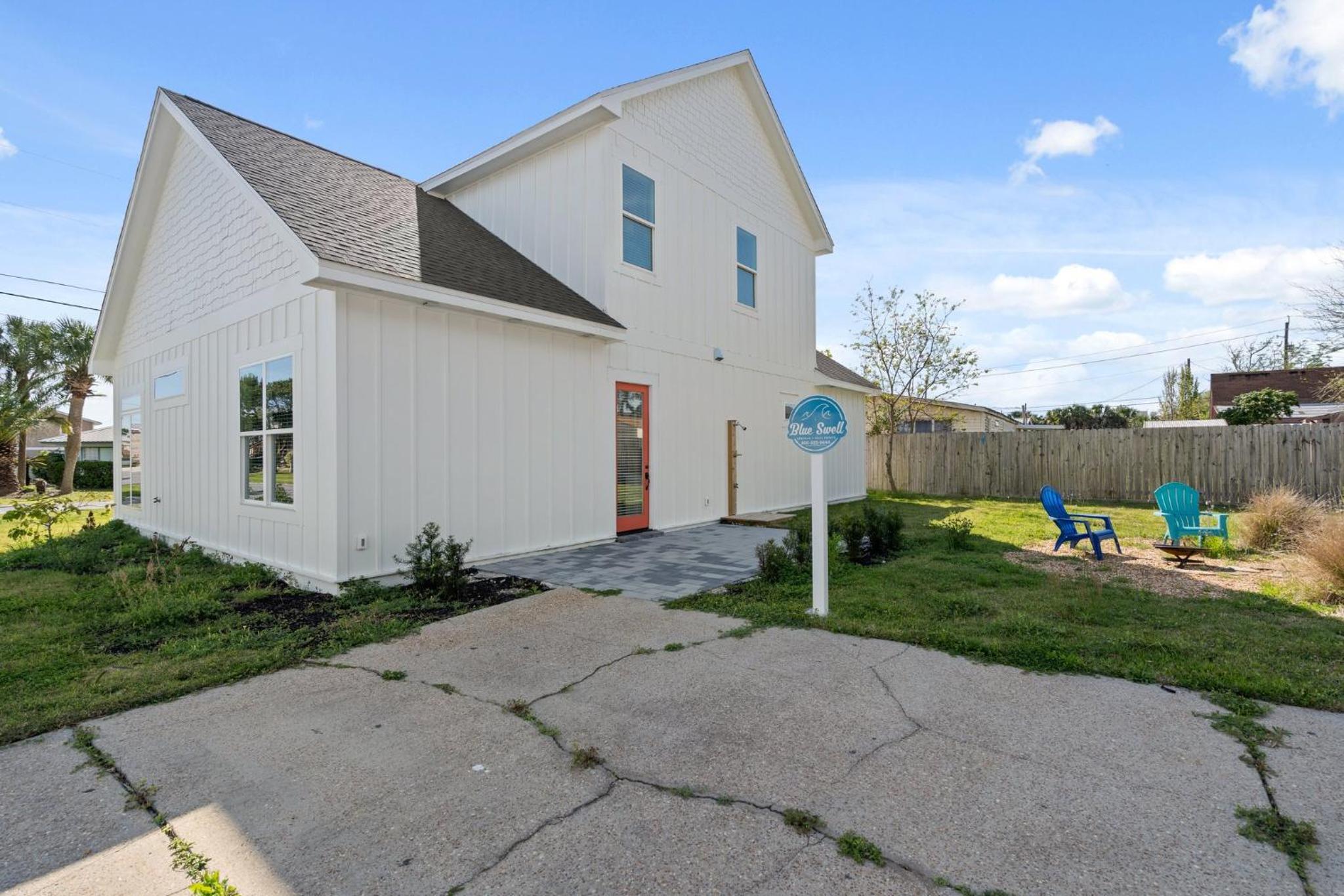 Brand NEW Expansive Coastal Home w/ Custom Furnishings Sleeps 15 view 4