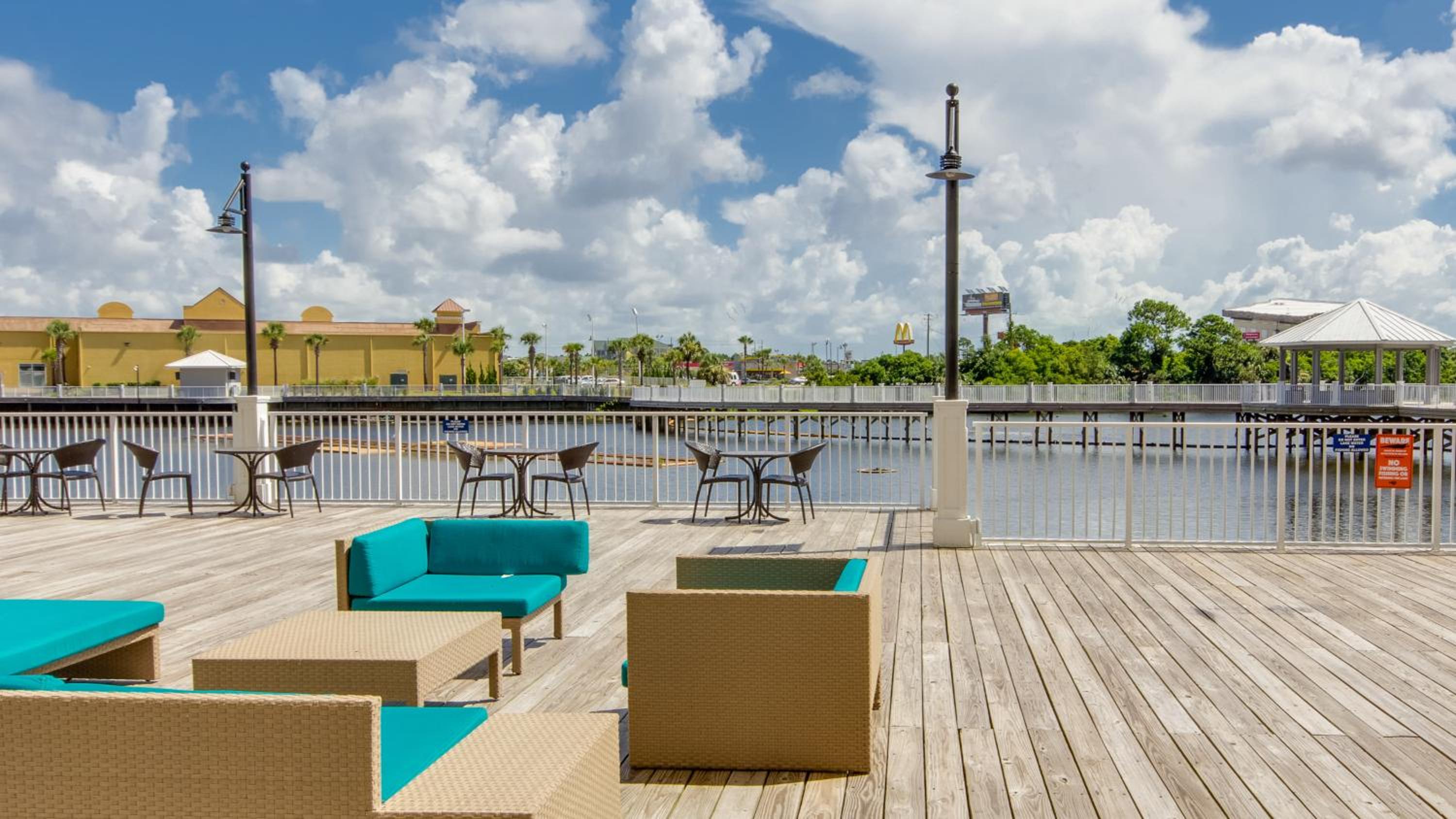 Laketown Wharf 911 - Luxury at the Wharf view 3